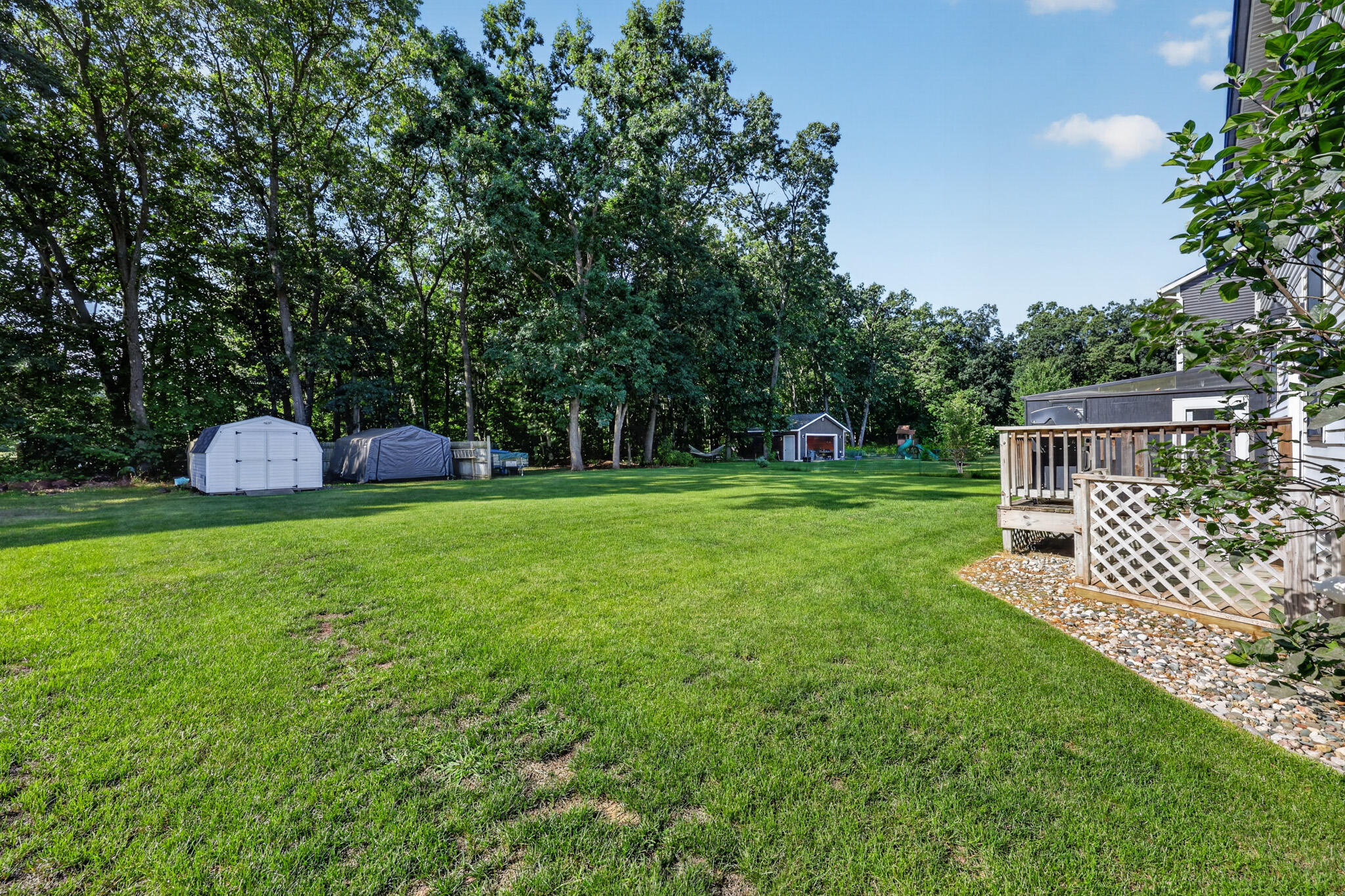 2525 Chestnut Trail Muskegon MI 49442