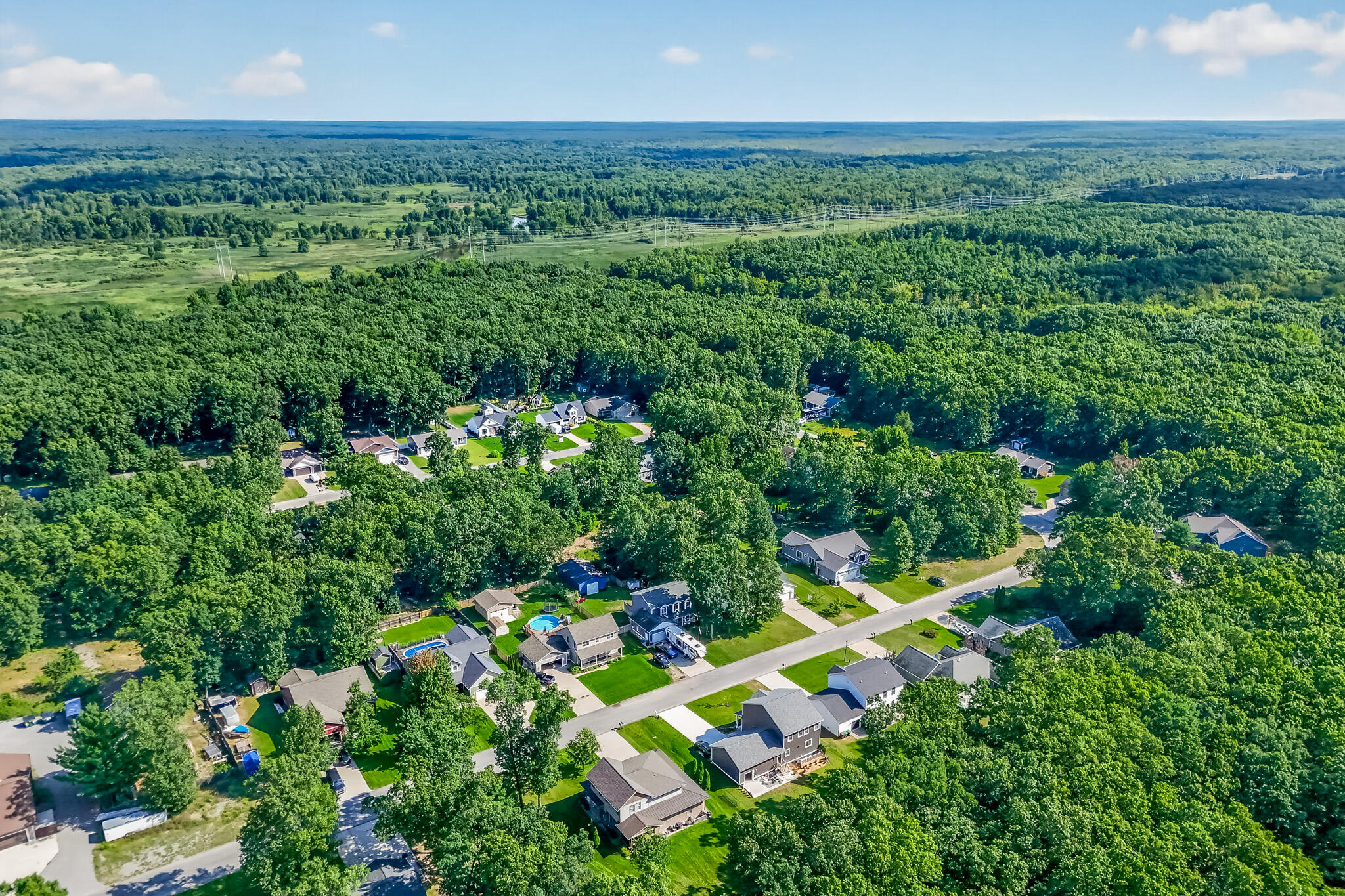 2525 Chestnut Trail Muskegon MI 49442