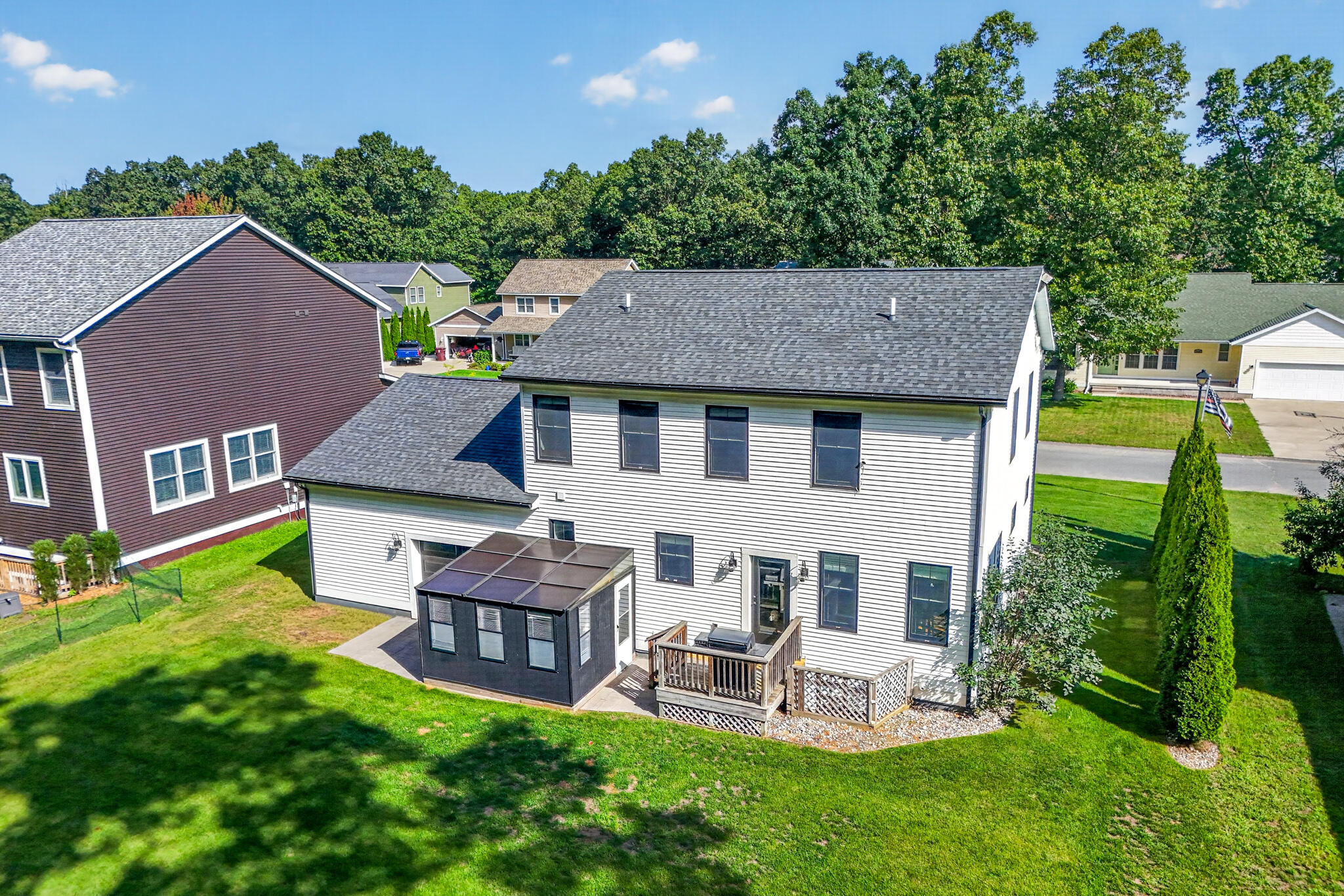 2525 Chestnut Trail Muskegon MI 49442