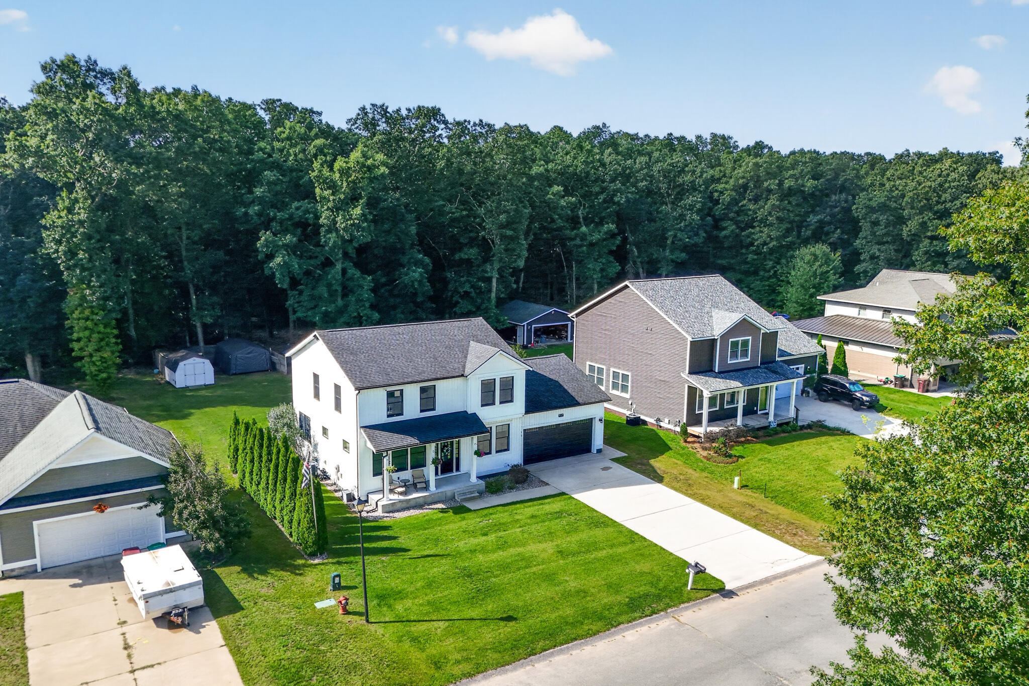 2525 Chestnut Trail Muskegon MI 49442