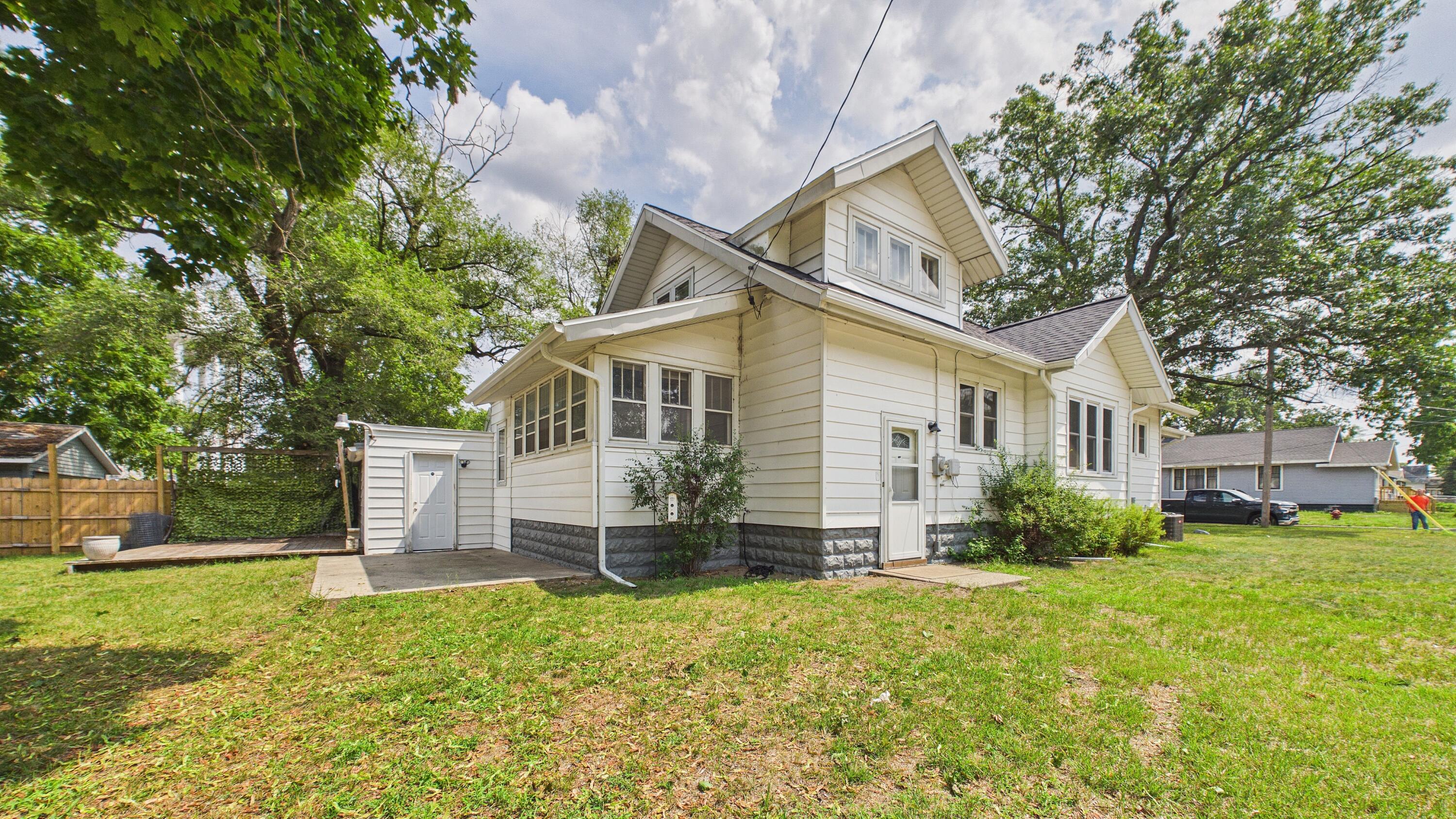 410 Adams Avenue Muskegon MI 49442