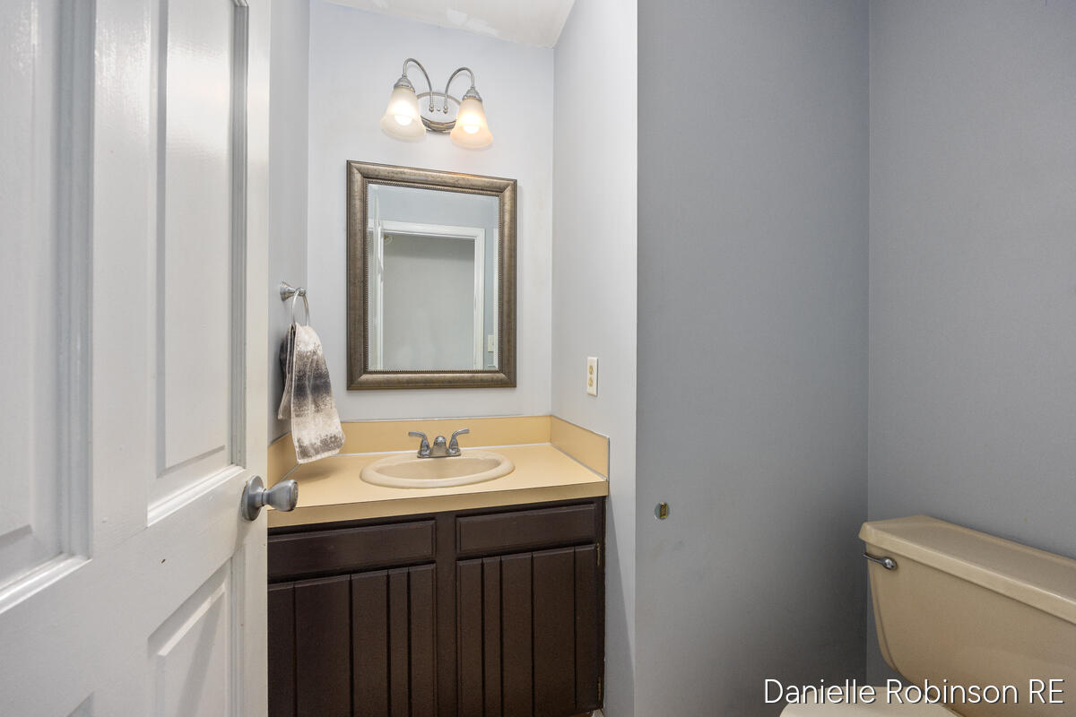 3460 Sunnyhill Street NE Rockford MI 49341