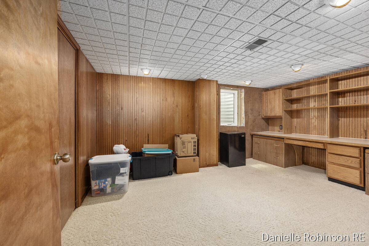 3460 Sunnyhill Street NE Rockford MI 49341