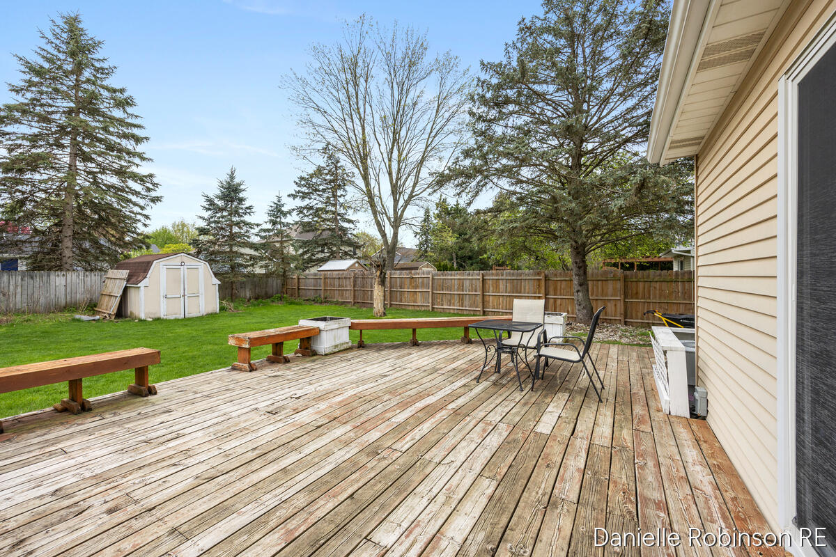 3460 Sunnyhill Street NE Rockford MI 49341