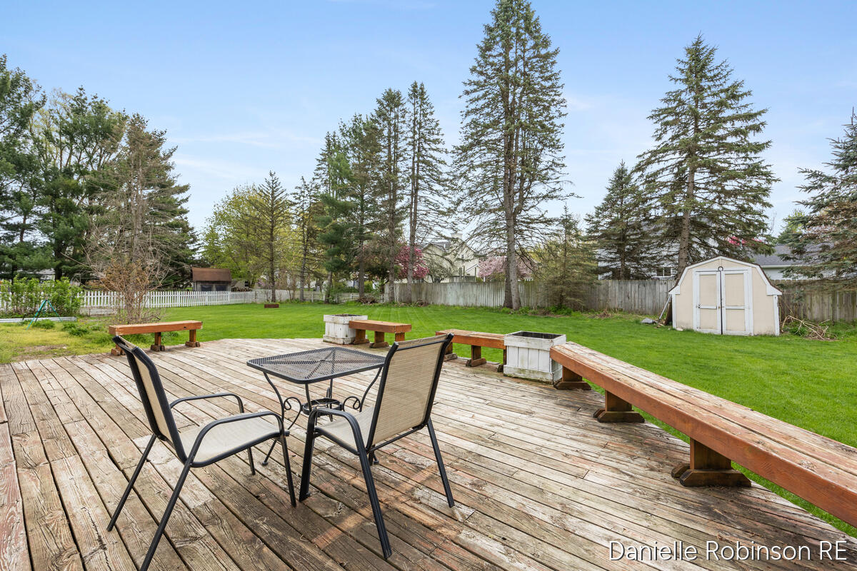 3460 Sunnyhill Street NE Rockford MI 49341