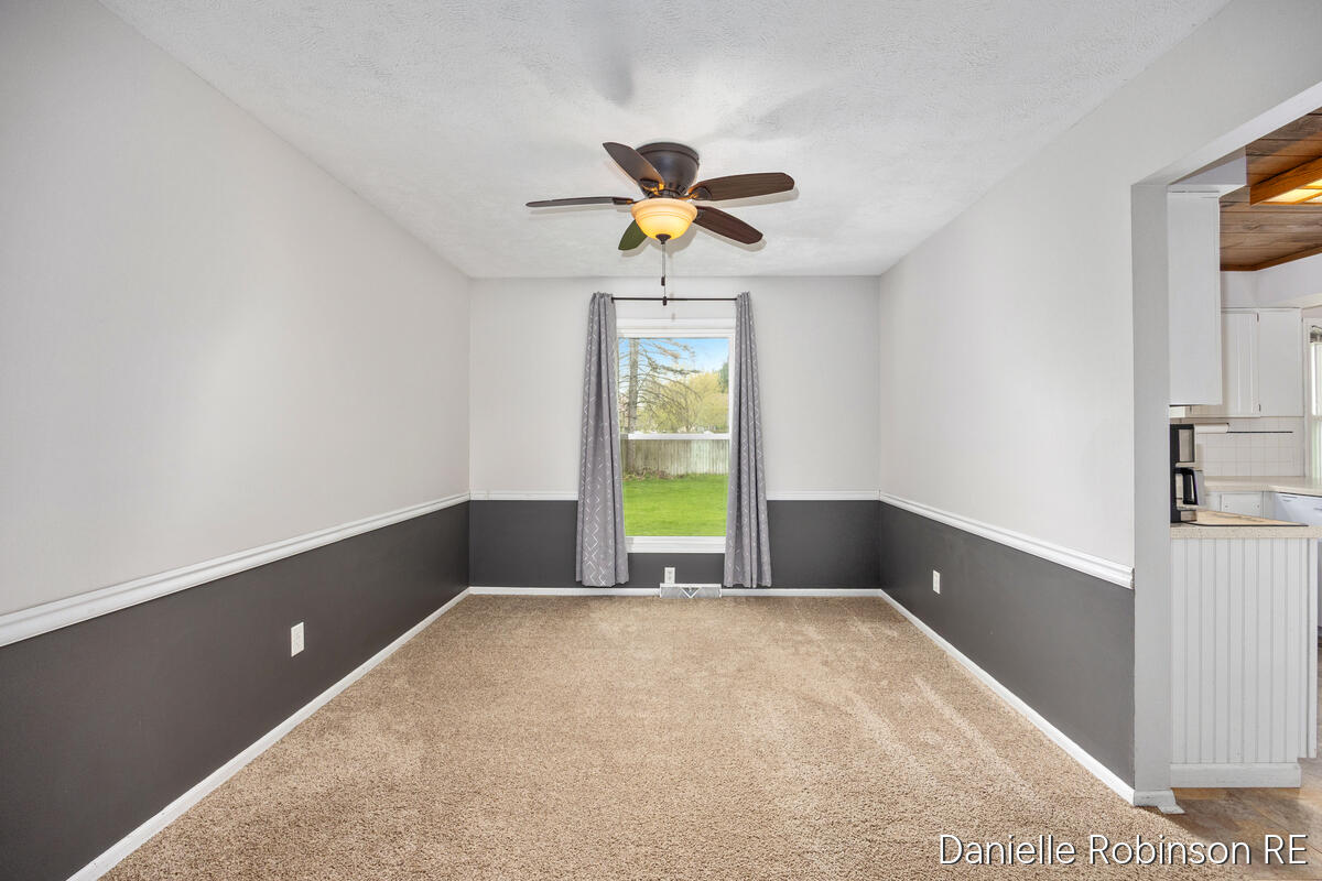 3460 Sunnyhill Street NE Rockford MI 49341