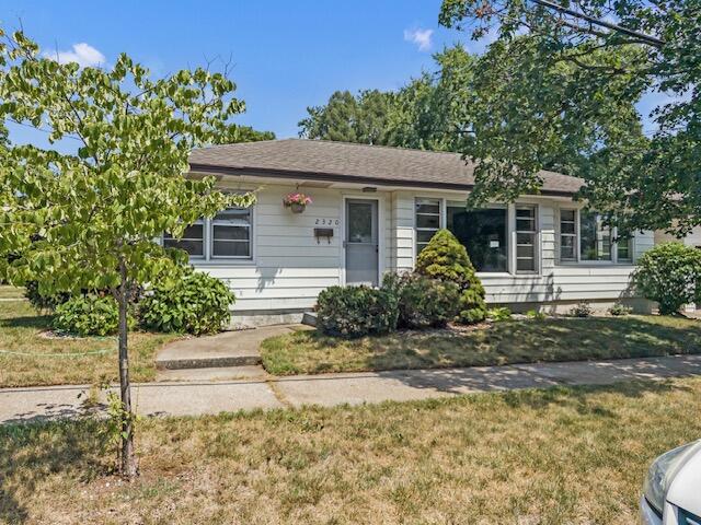 2320 Diamond Avenue NE Grand Rapids MI 49505