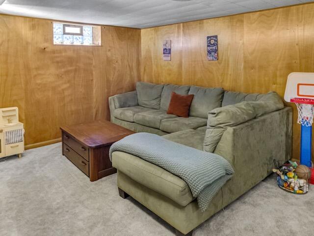 2320 Diamond Avenue NE Grand Rapids MI 49505