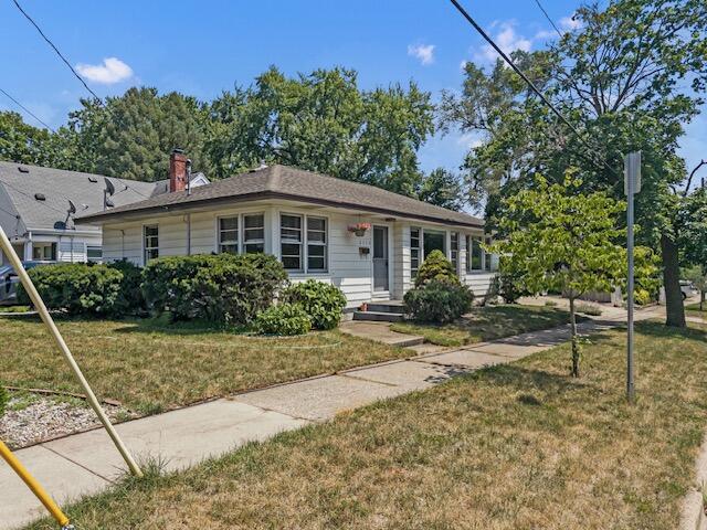 2320 Diamond Avenue NE Grand Rapids MI 49505