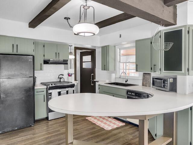 2320 Diamond Avenue NE Grand Rapids MI 49505