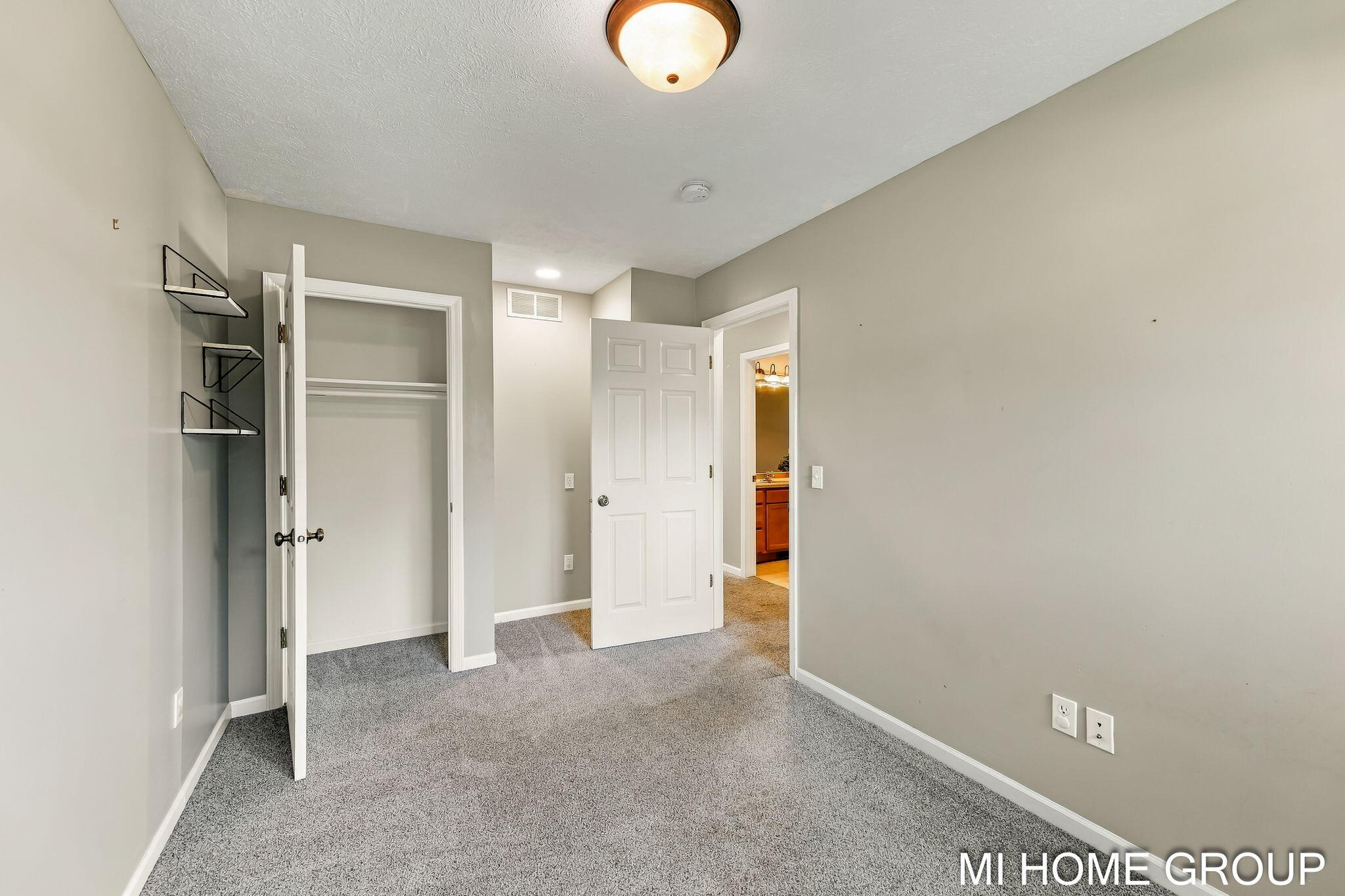 11774 Tyler Street Holland MI 49424