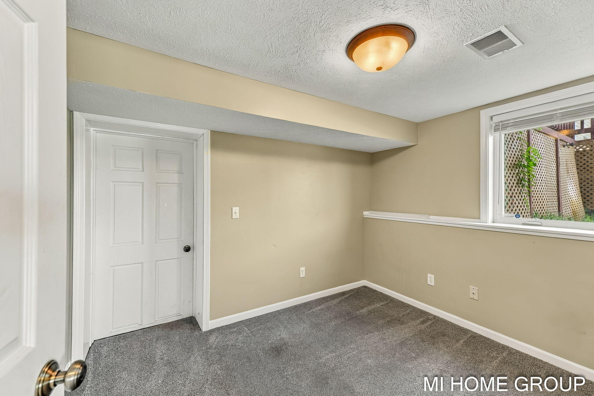11774 Tyler Street Holland MI 49424