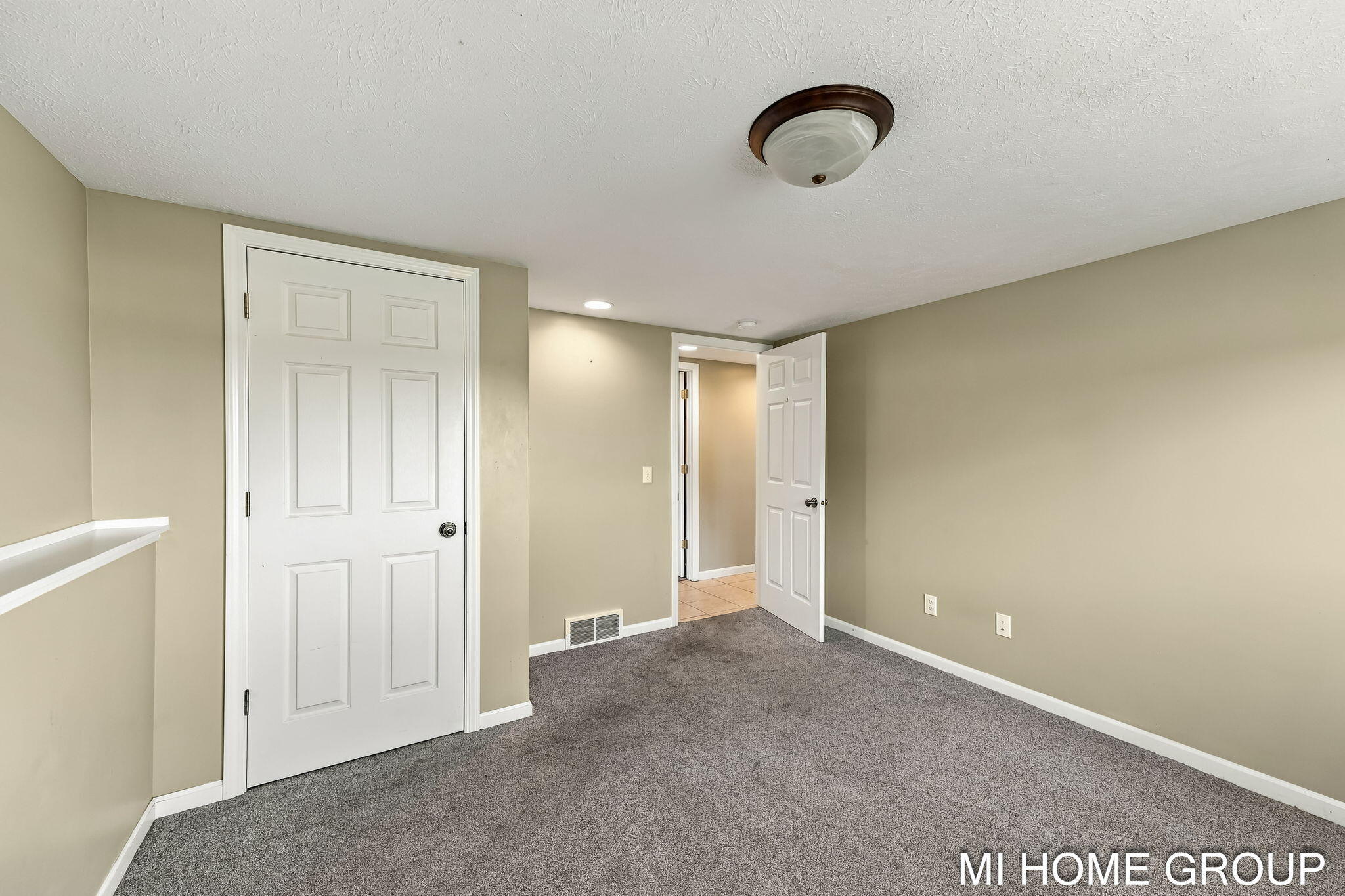 11774 Tyler Street Holland MI 49424