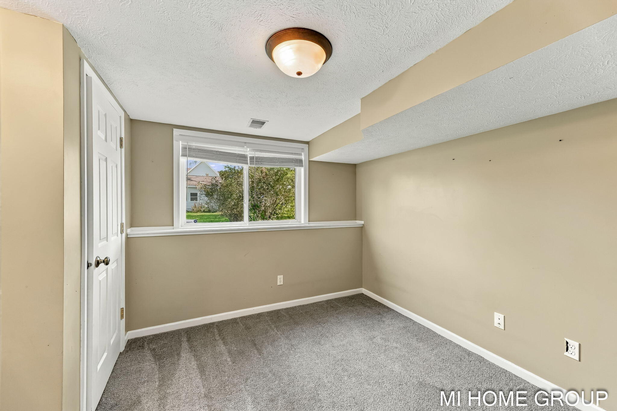 11774 Tyler Street Holland MI 49424
