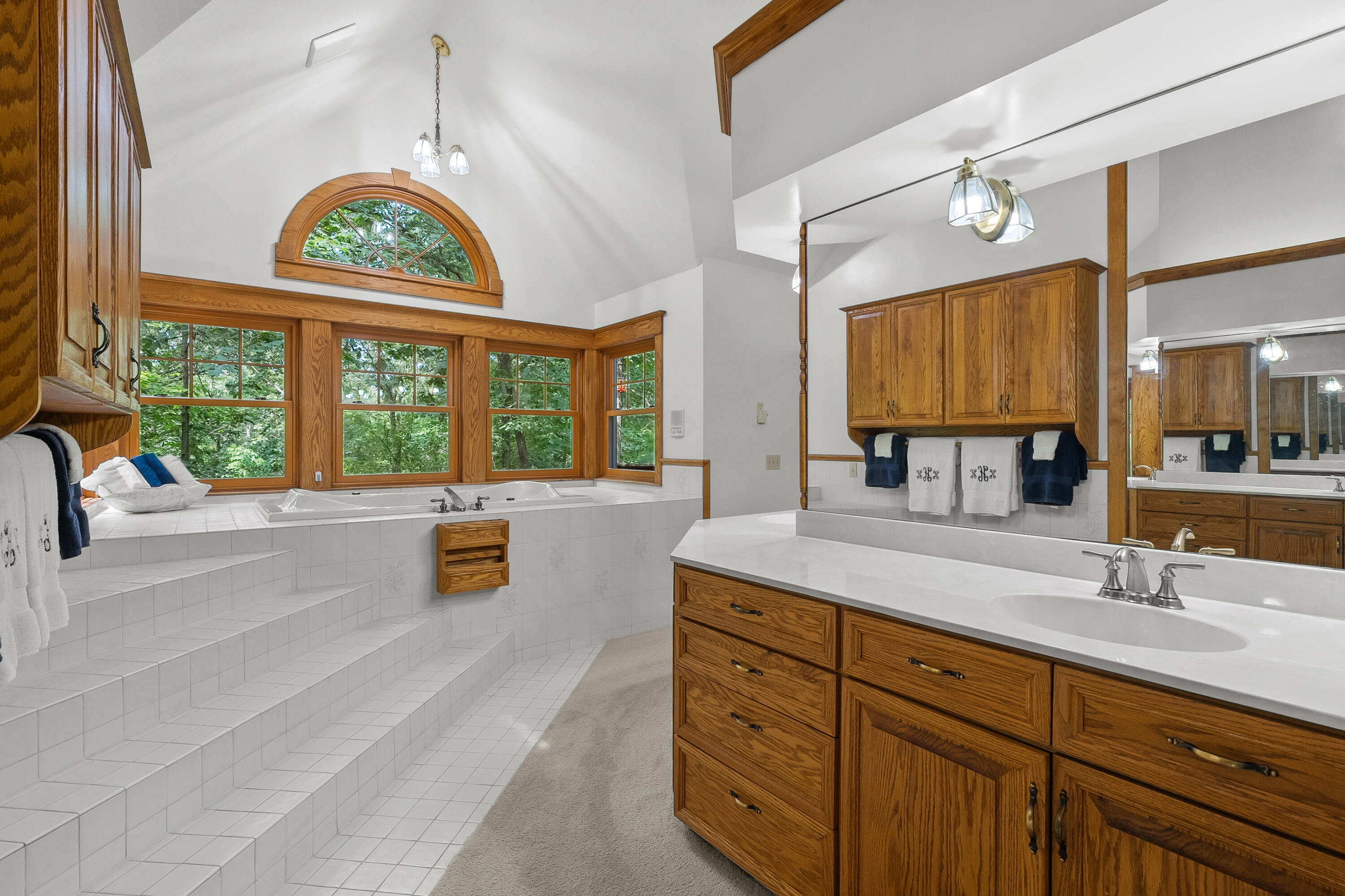 6738 N Sprinkle Road Kalamazoo MI 49004