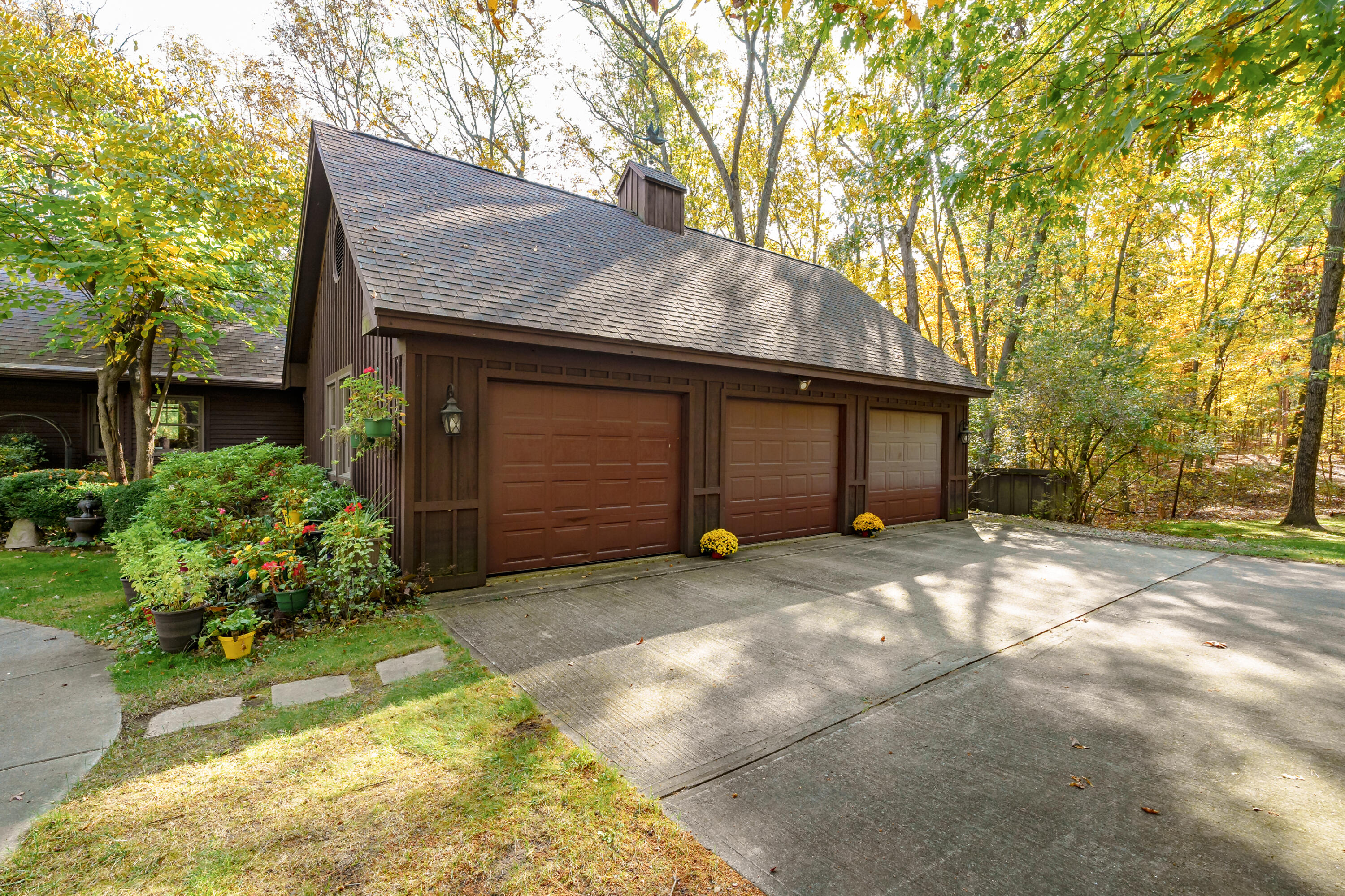 6738 N Sprinkle Road Kalamazoo MI 49004