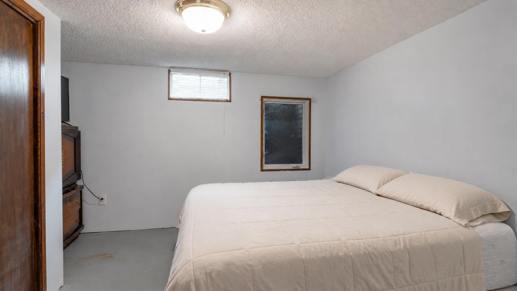 1921 Ora Street Muskegon MI 49445