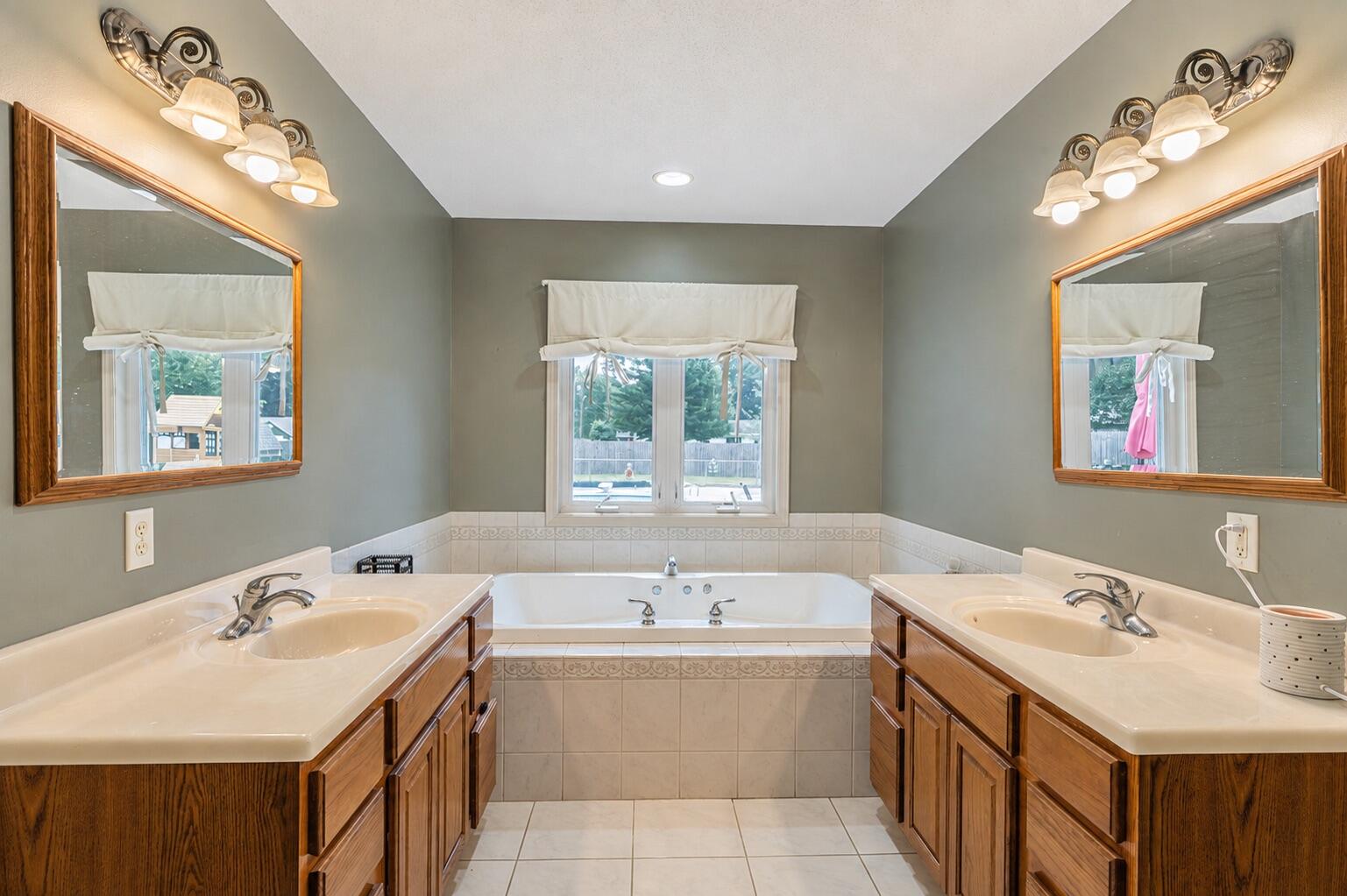 1921 Ora Street Muskegon MI 49445