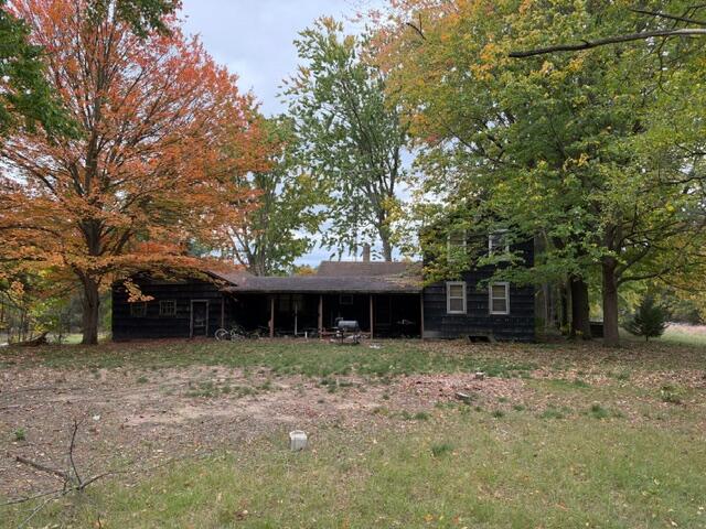 1254 E Ellis Road Norton Shores MI 49441