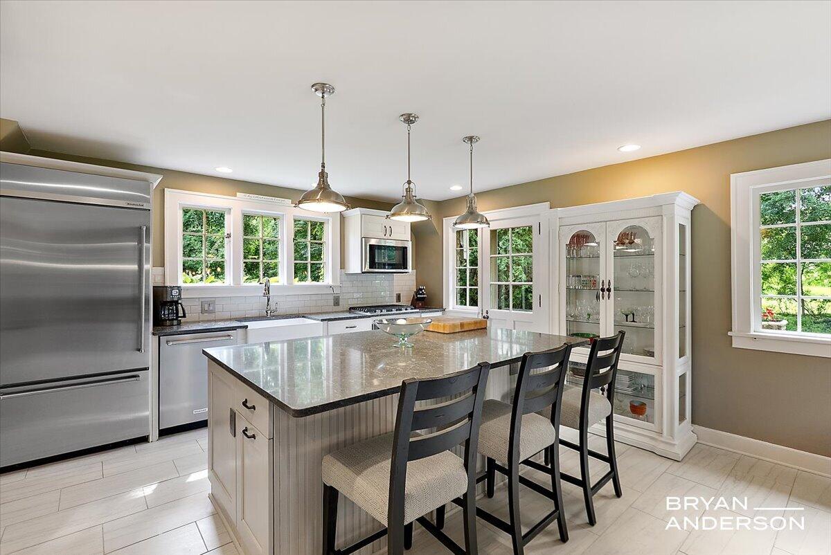 1830 Bridge Street NW Grand Rapids MI 49504