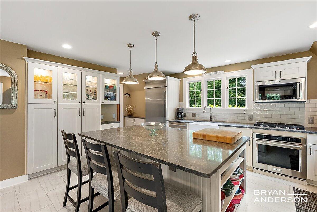 1830 Bridge Street NW Grand Rapids MI 49504