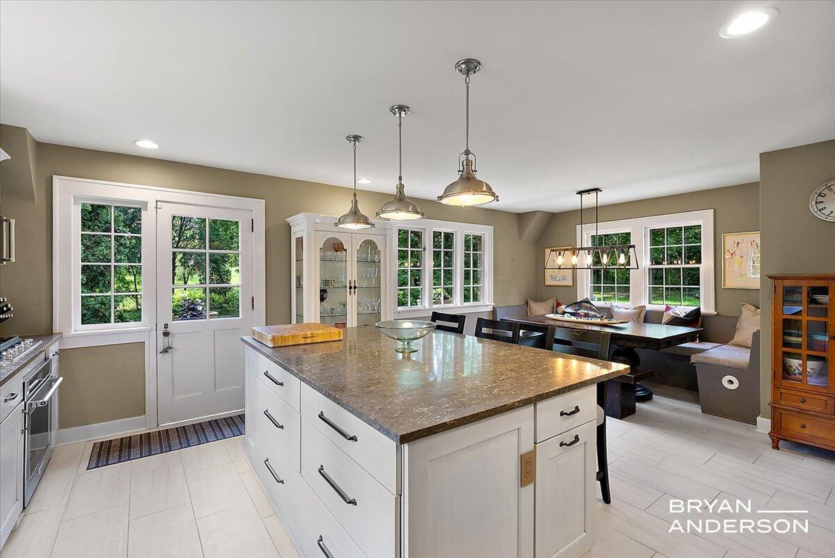 1830 Bridge Street NW Grand Rapids MI 49504