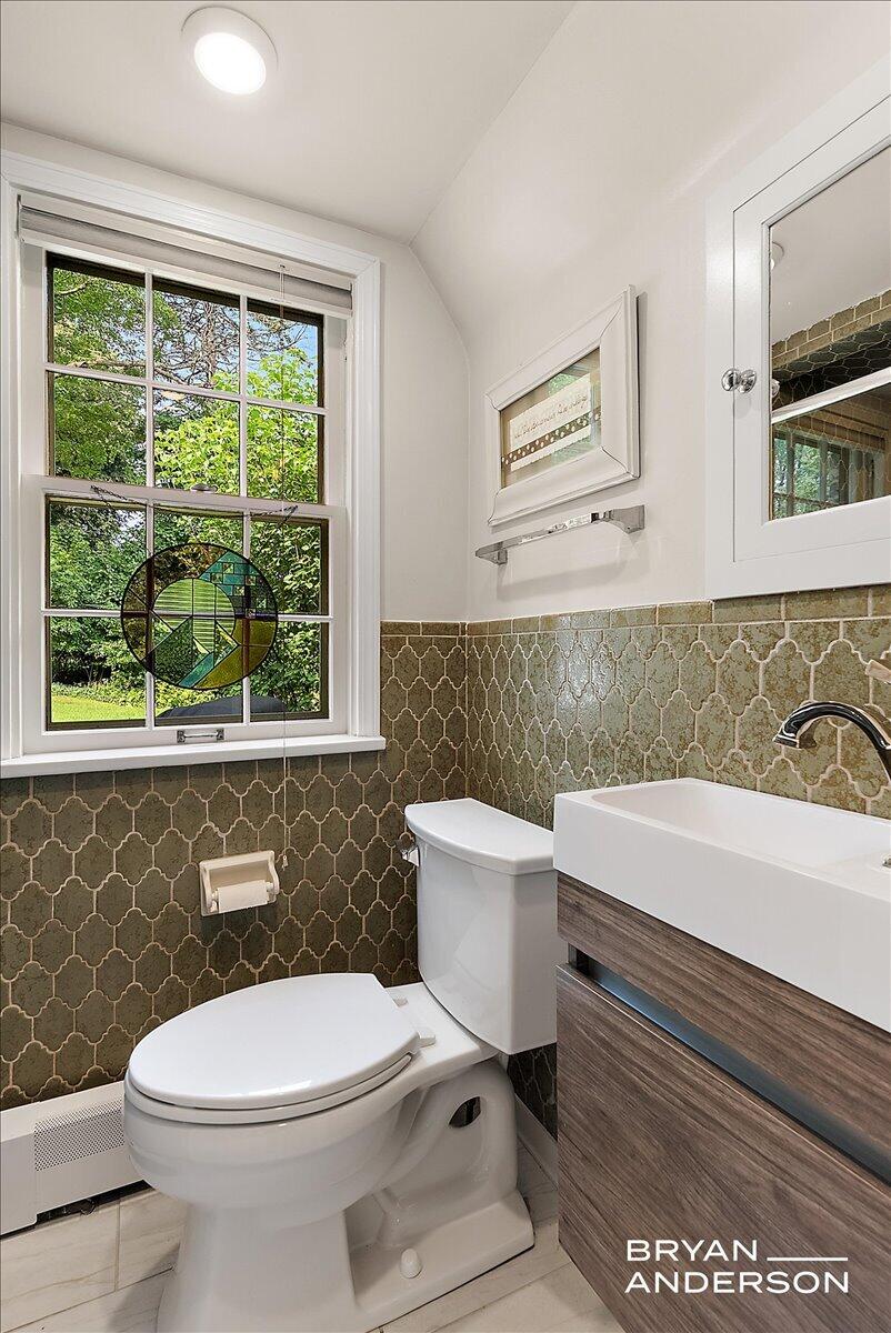 1830 Bridge Street NW Grand Rapids MI 49504
