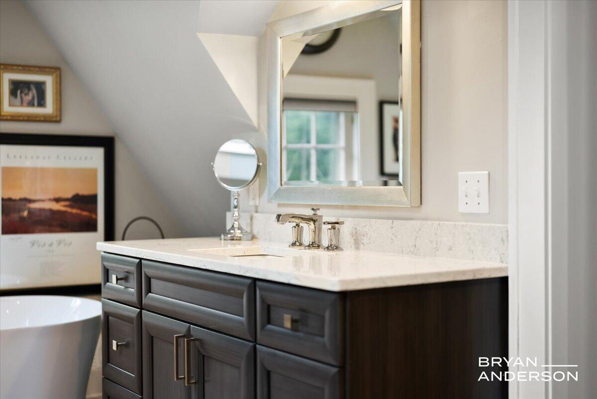 1830 Bridge Street NW Grand Rapids MI 49504