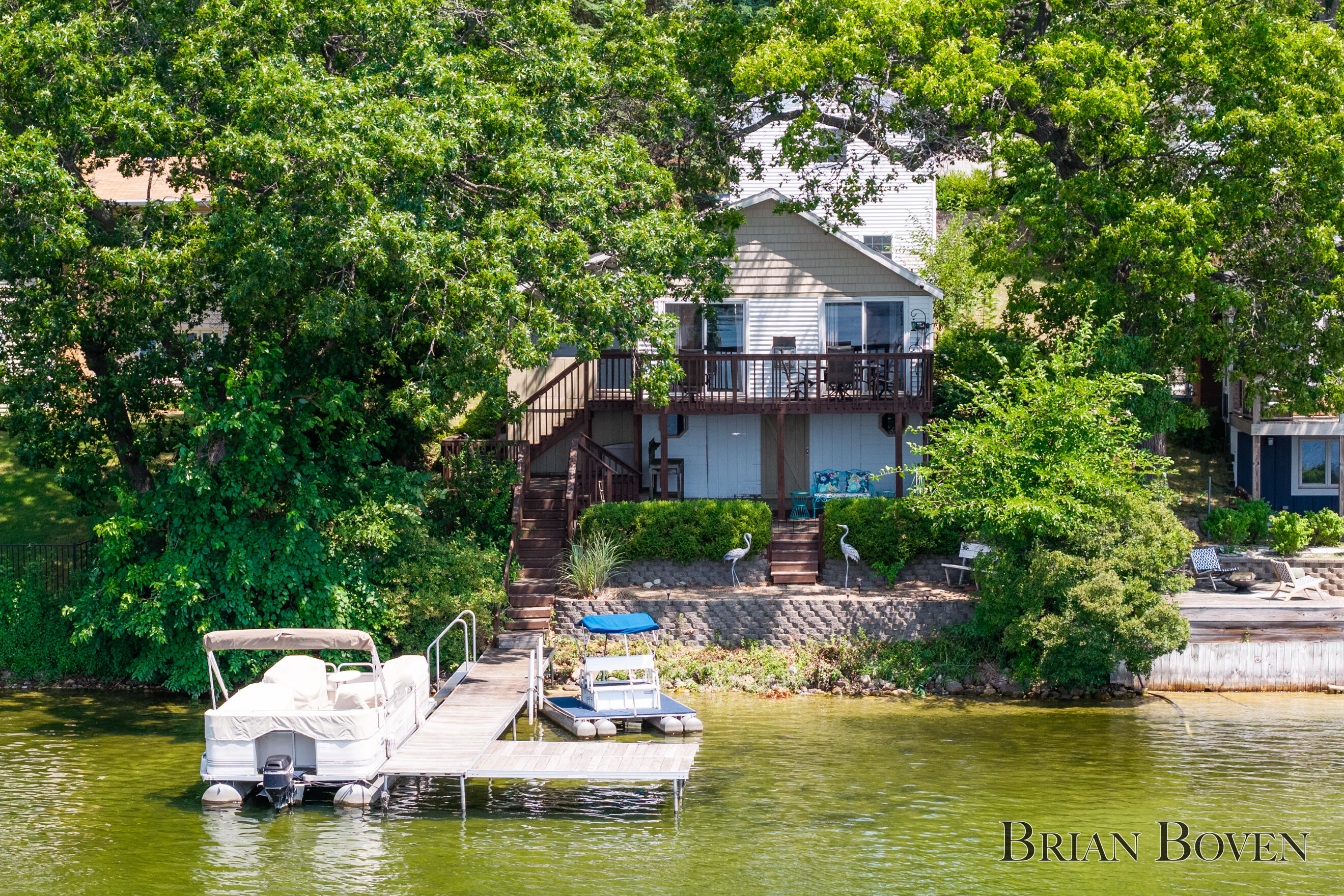8705 Je-ne-be Drive NE Rockford MI 49341