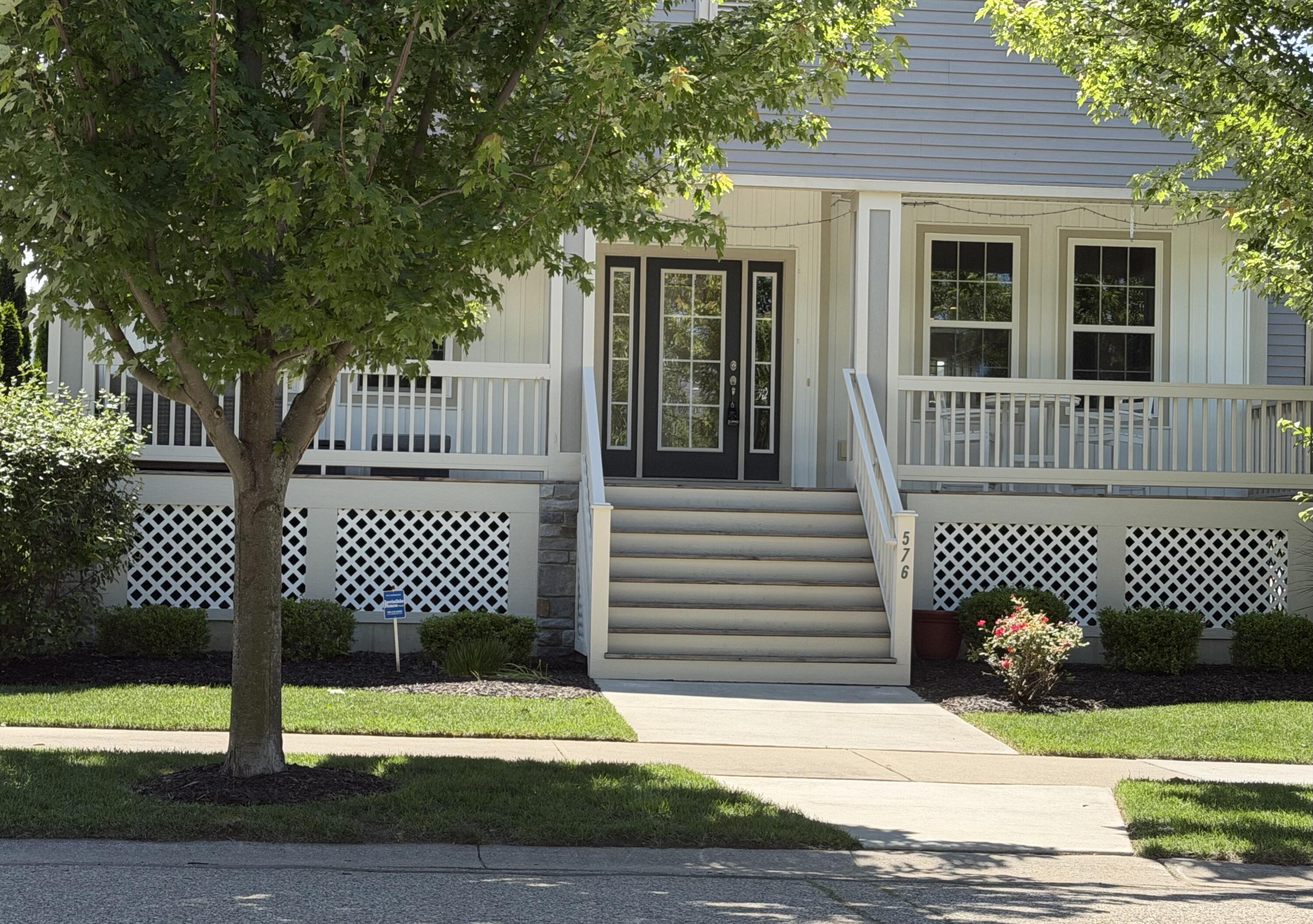 576 Brownstone Street Holland MI 49423