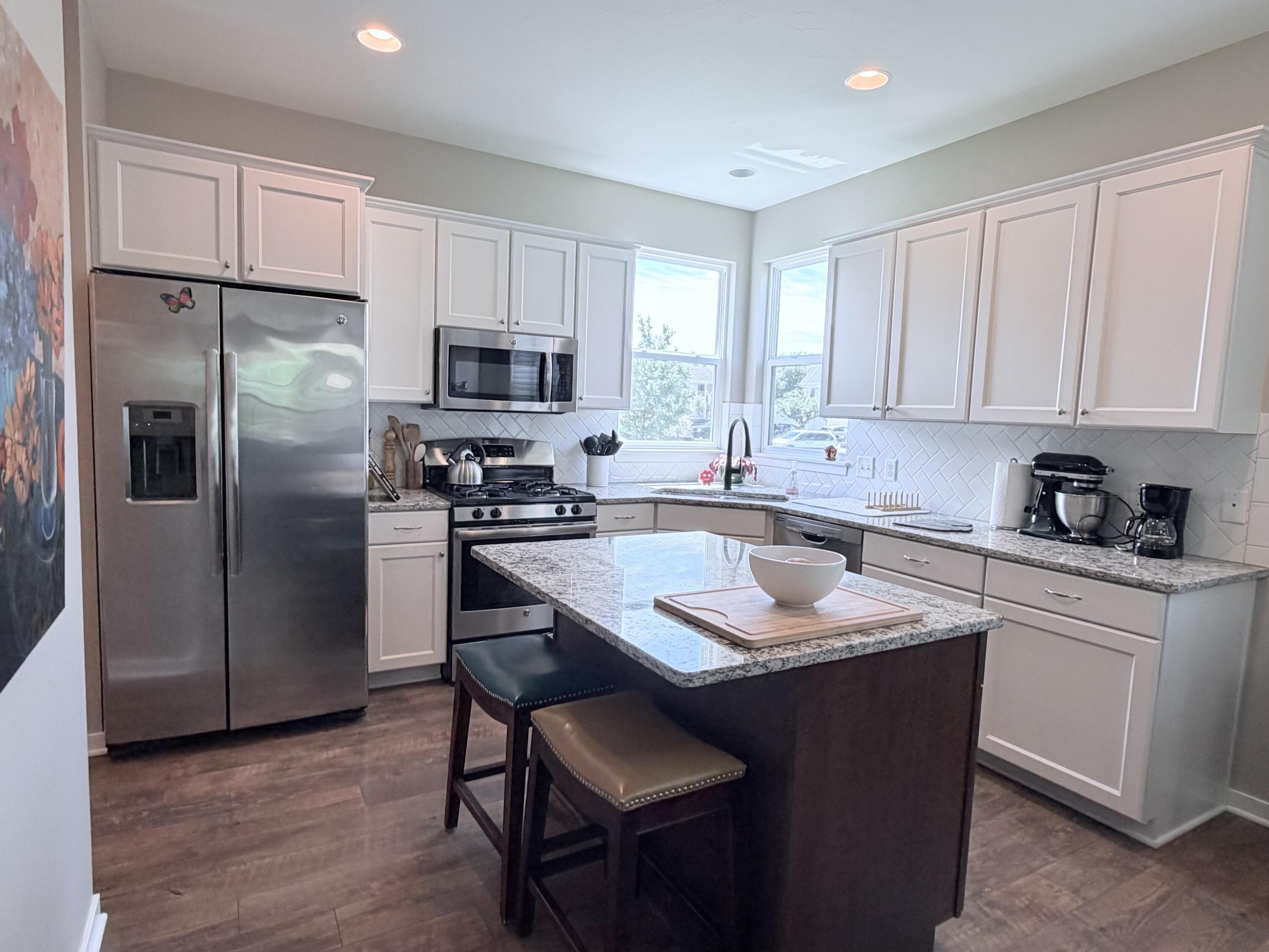 576 Brownstone Street Holland MI 49423