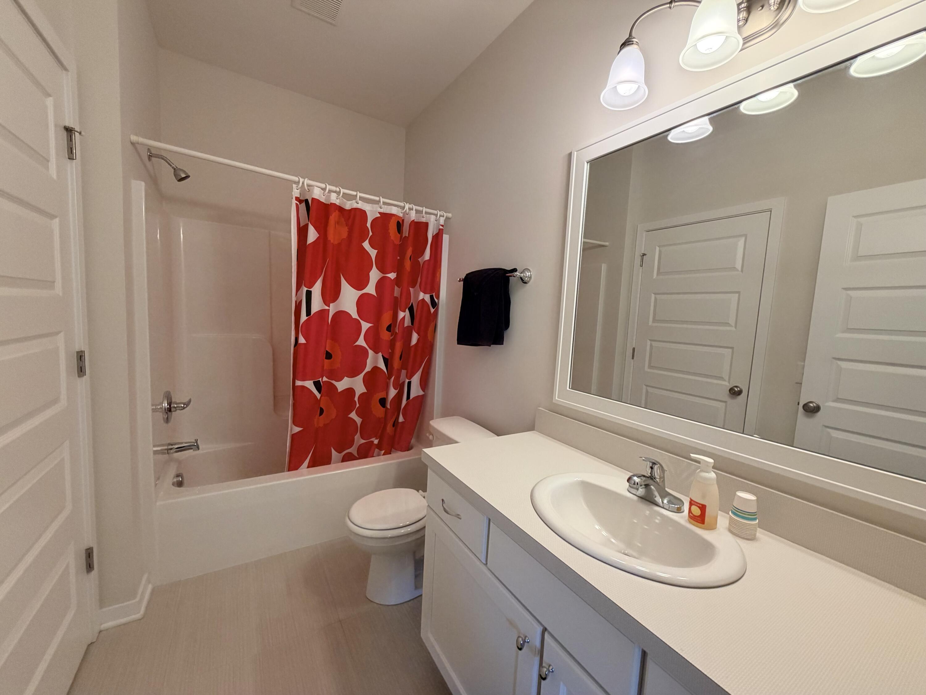 576 Brownstone Street Holland MI 49423
