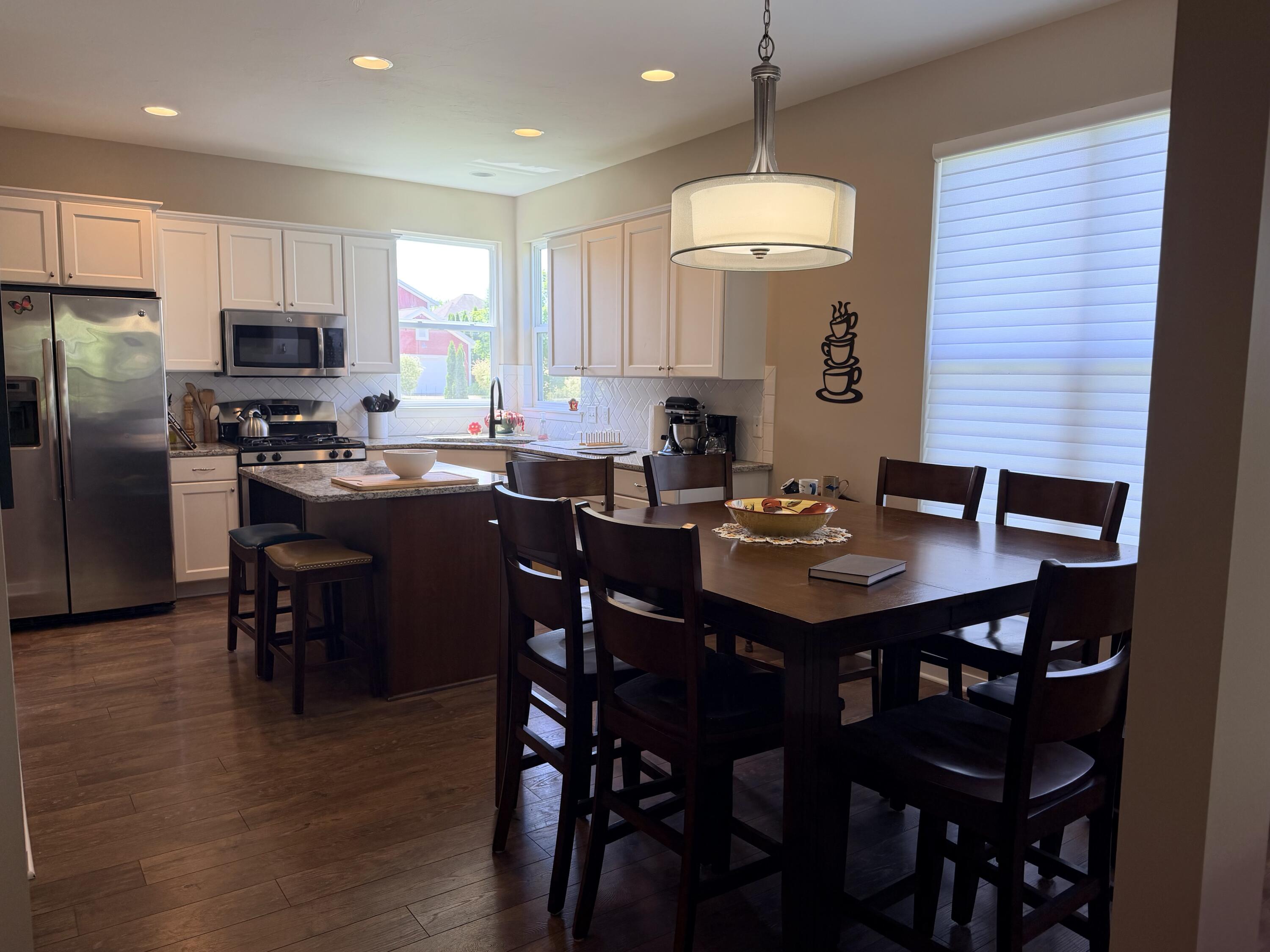 576 Brownstone Street Holland MI 49423