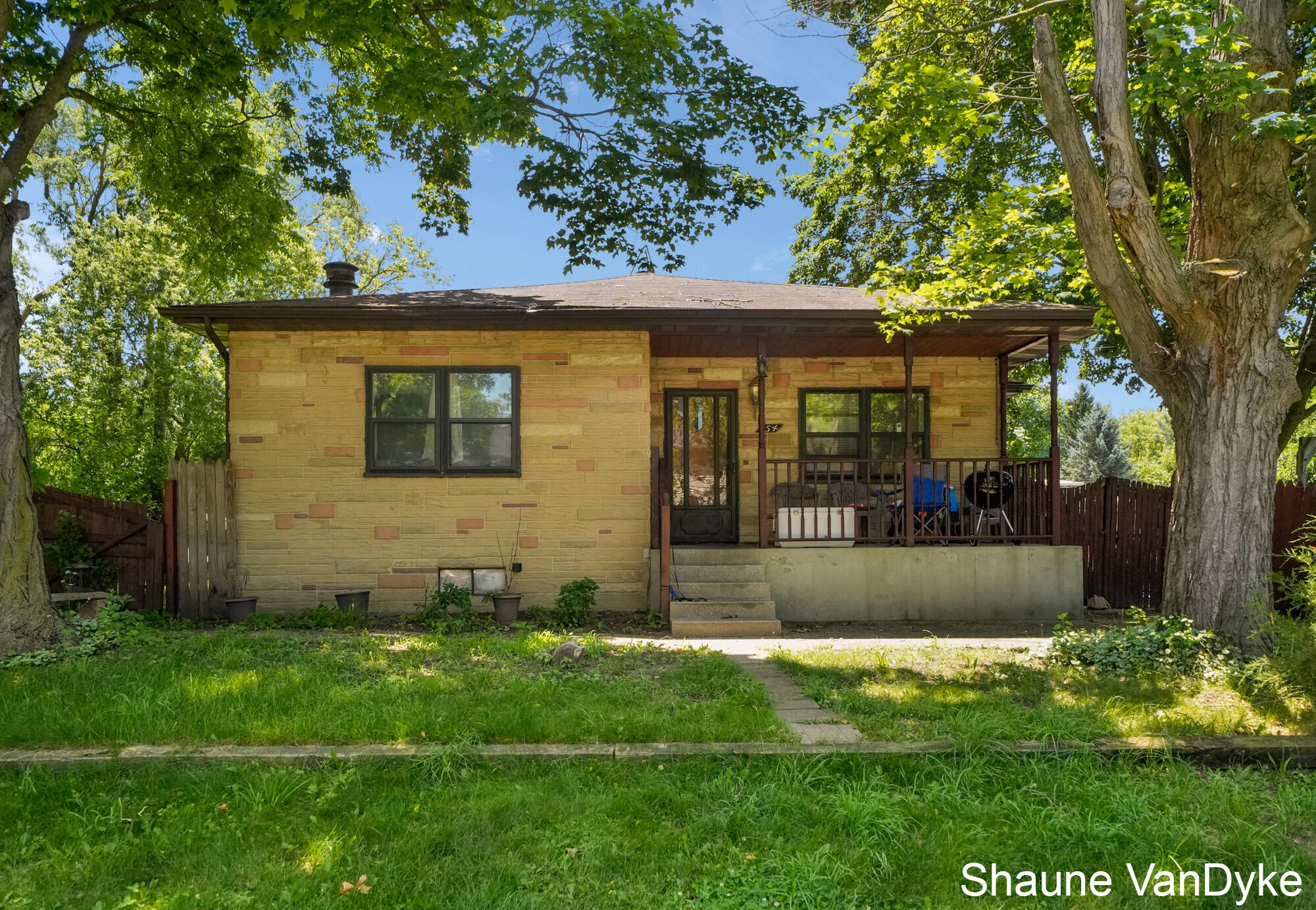 154 72nd Street SE Grand Rapids MI 49548