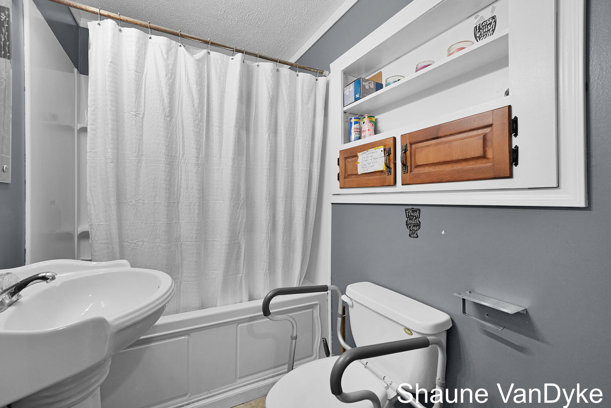 154 72nd Street SE Grand Rapids MI 49548