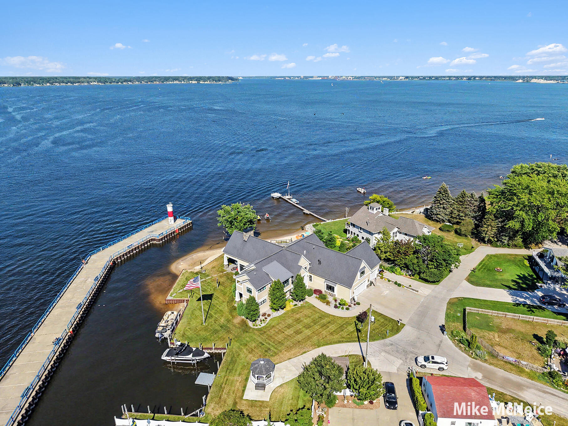 3380 Fulton Avenue Muskegon MI 49441