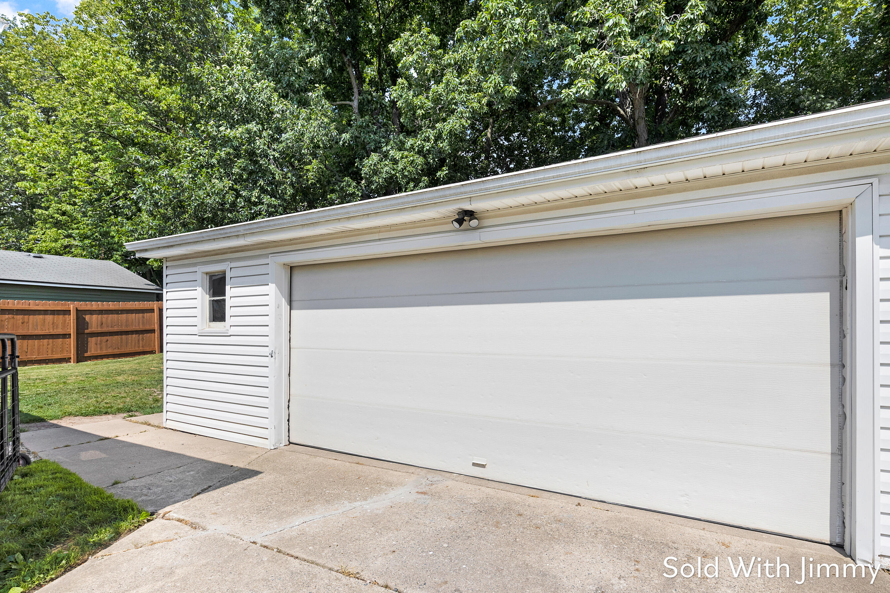 1340 Beckwith Avenue NE Grand Rapids MI 49505
