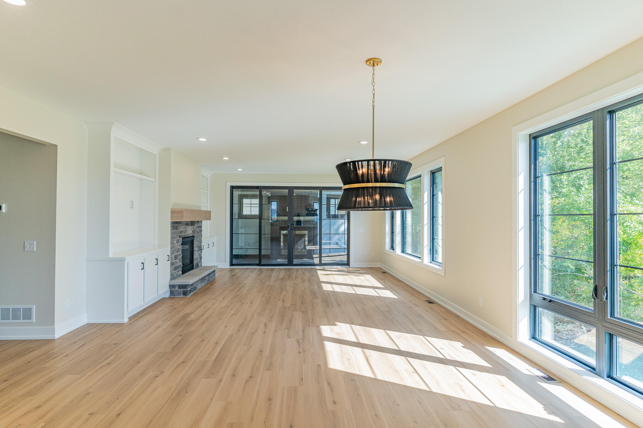 1844 Stratford Lane NW Grand Rapids MI 49534