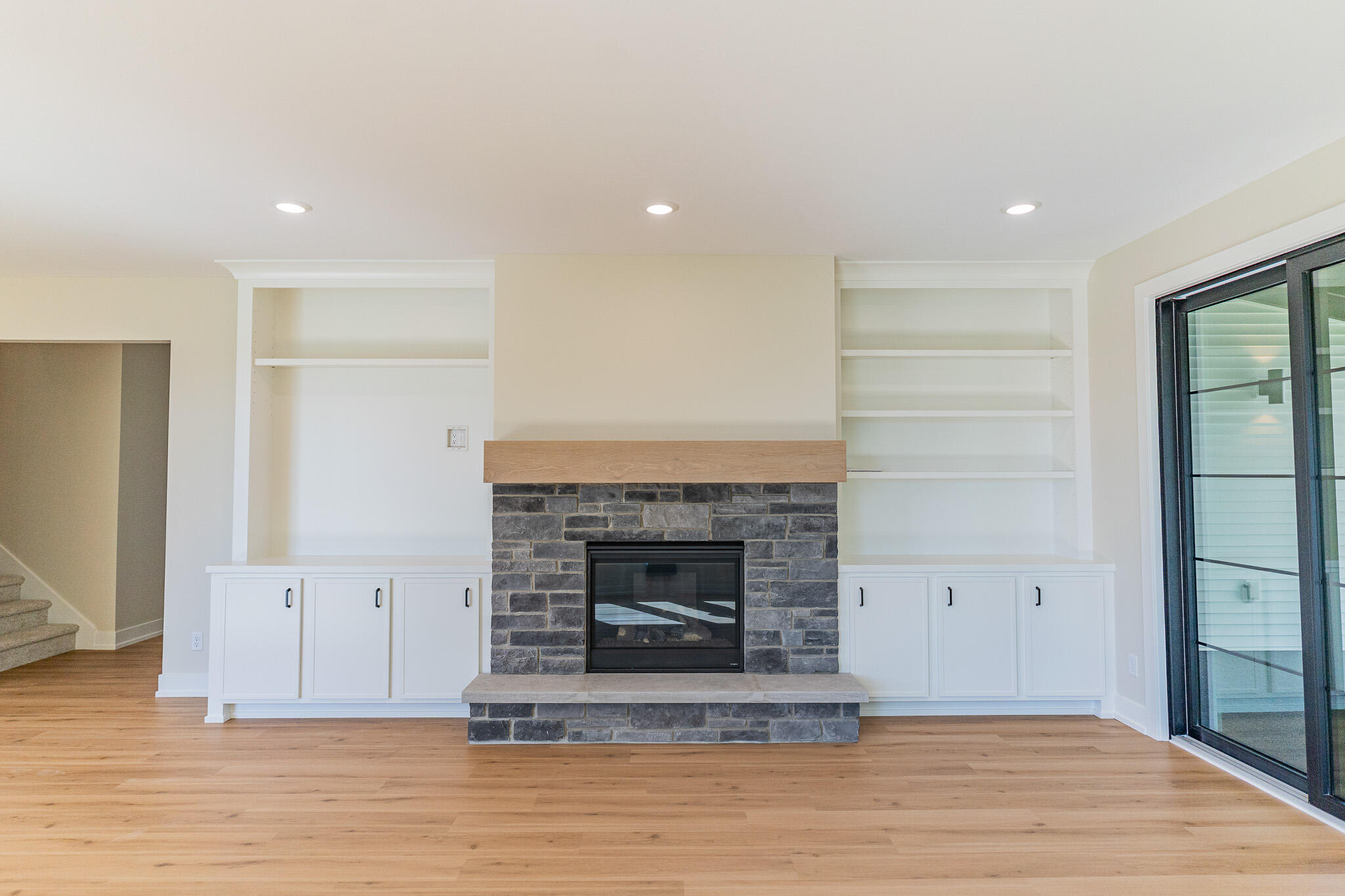 1844 Stratford Lane NW Grand Rapids MI 49534