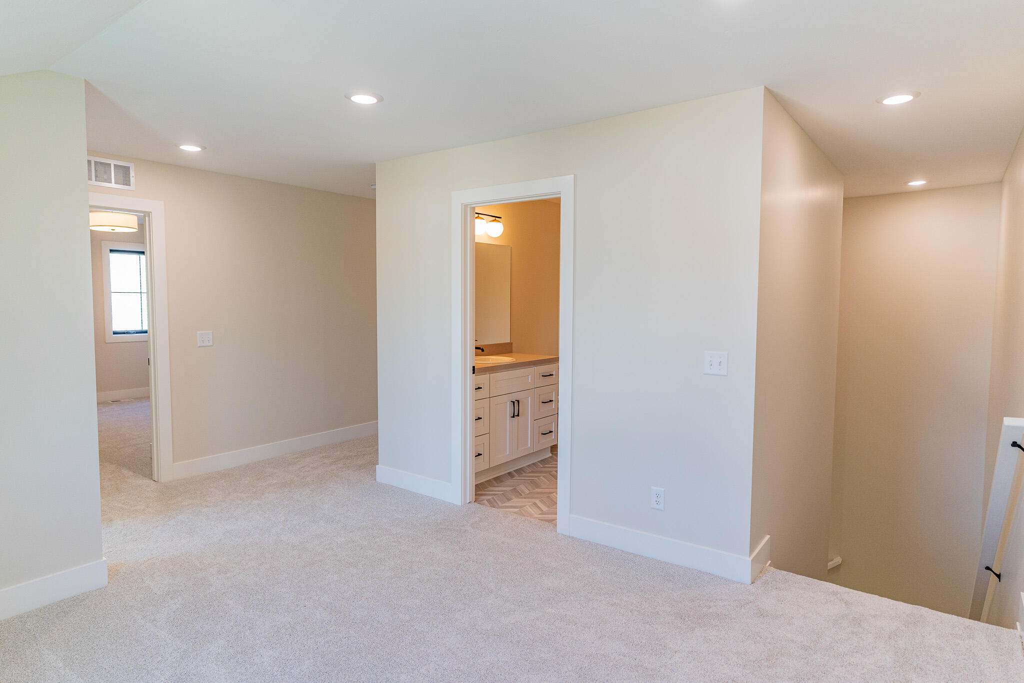 1844 Stratford Lane NW Grand Rapids MI 49534