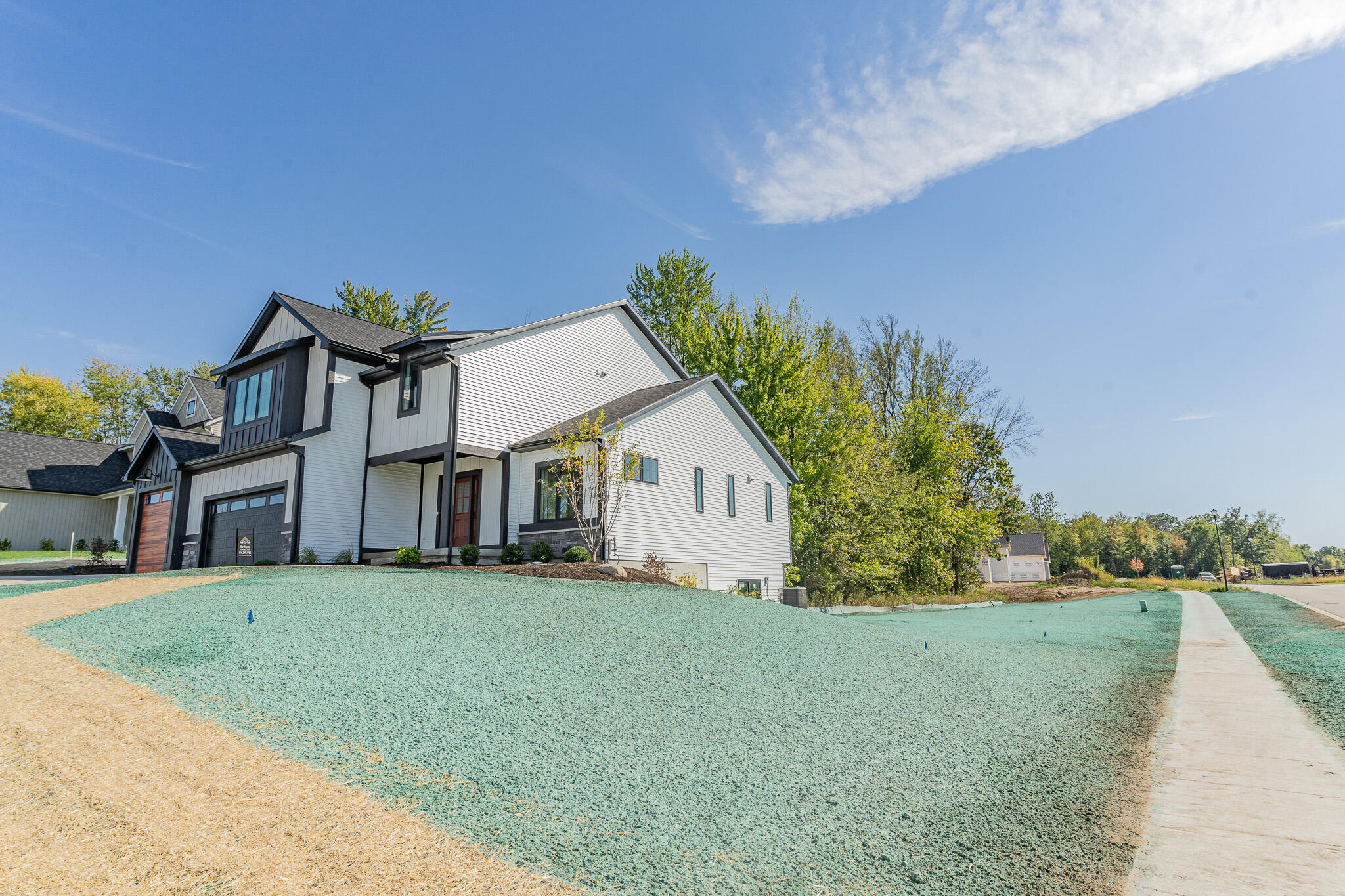 1844 Stratford Lane NW Grand Rapids MI 49534