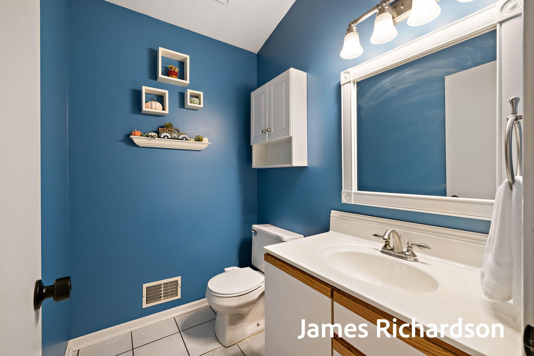 15249 Widgeon Road Grand Haven MI 49417