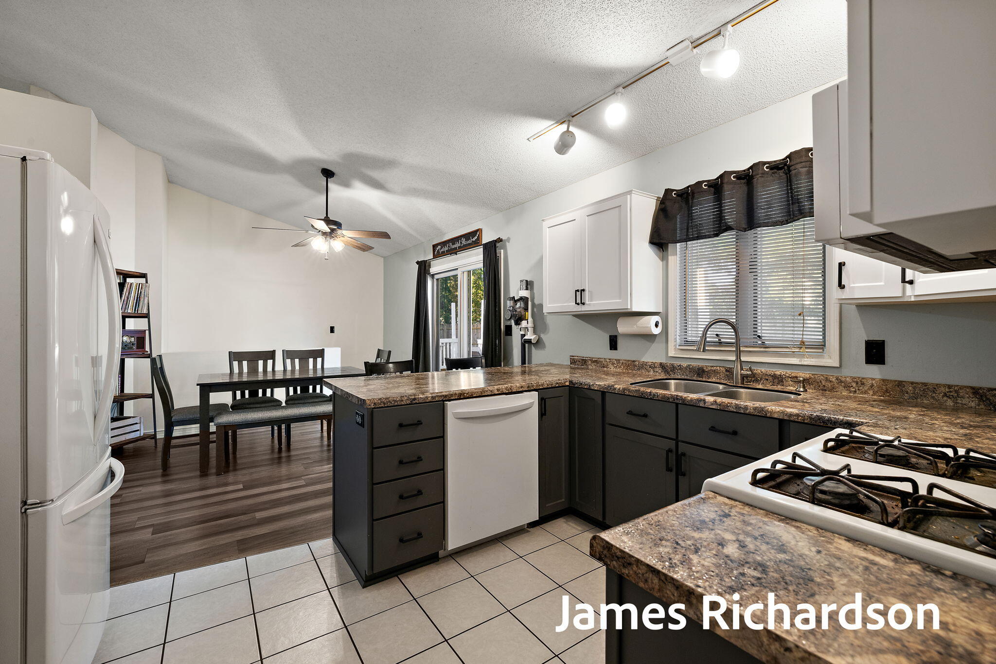 15249 Widgeon Road Grand Haven MI 49417