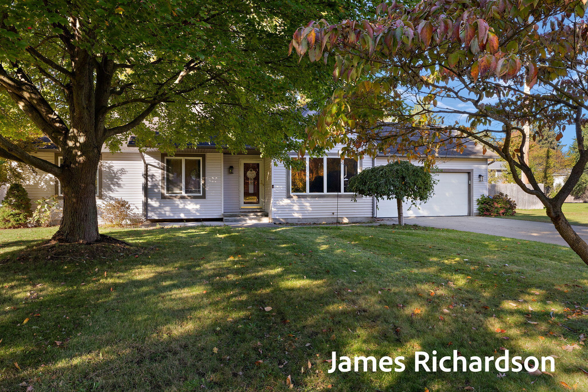 15249 Widgeon Road Grand Haven MI 49417