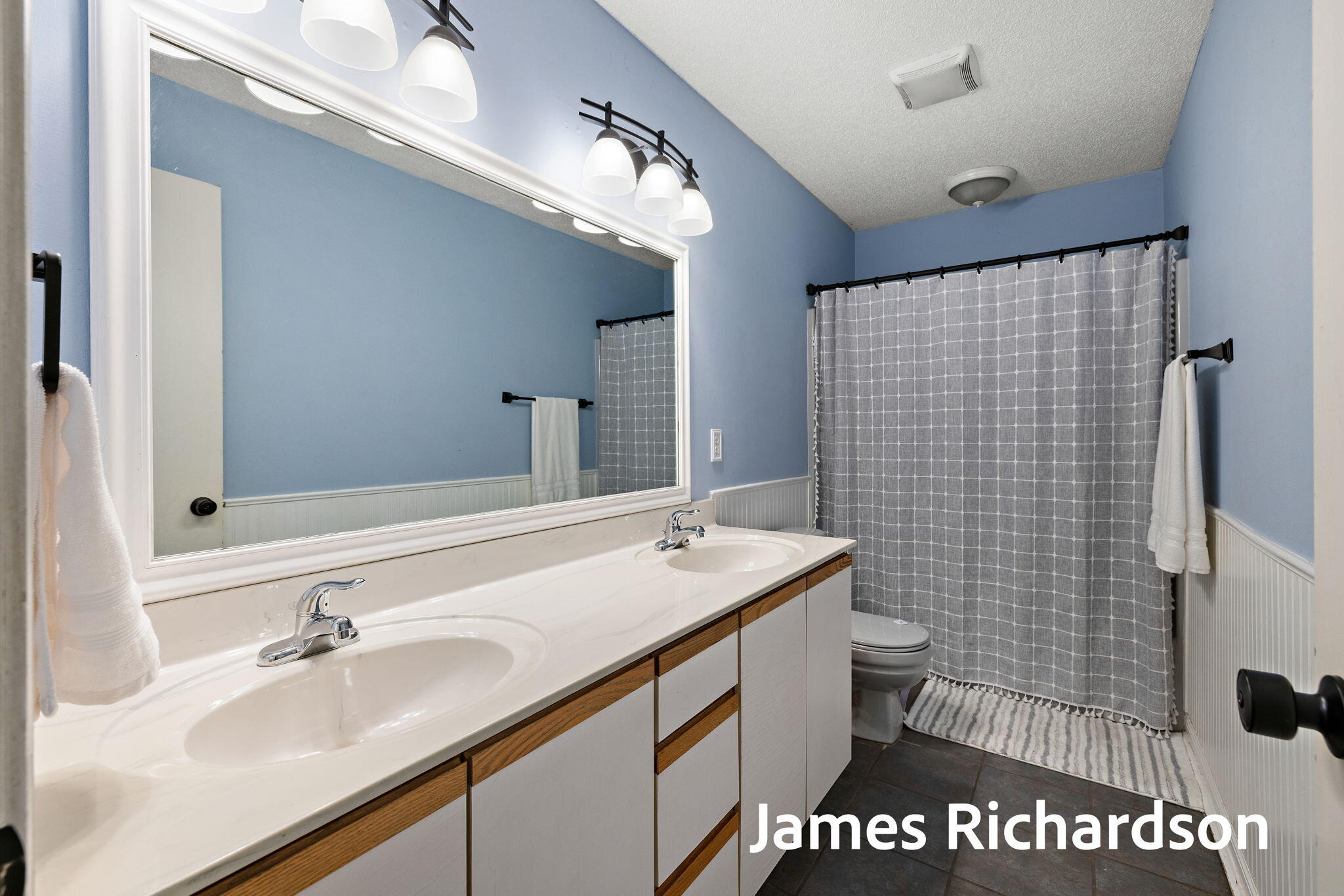 15249 Widgeon Road Grand Haven MI 49417