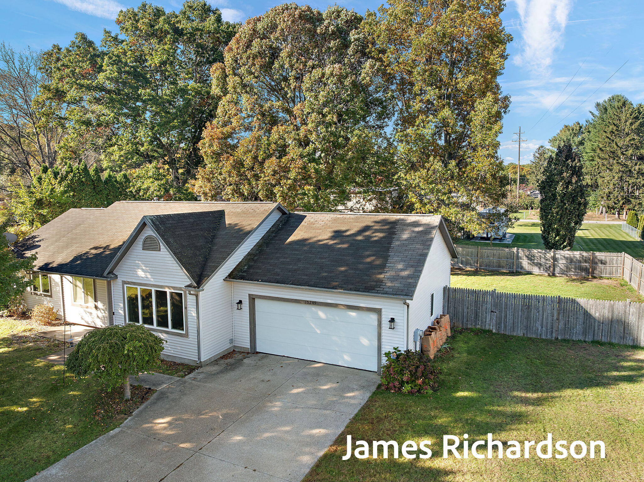 15249 Widgeon Road Grand Haven MI 49417