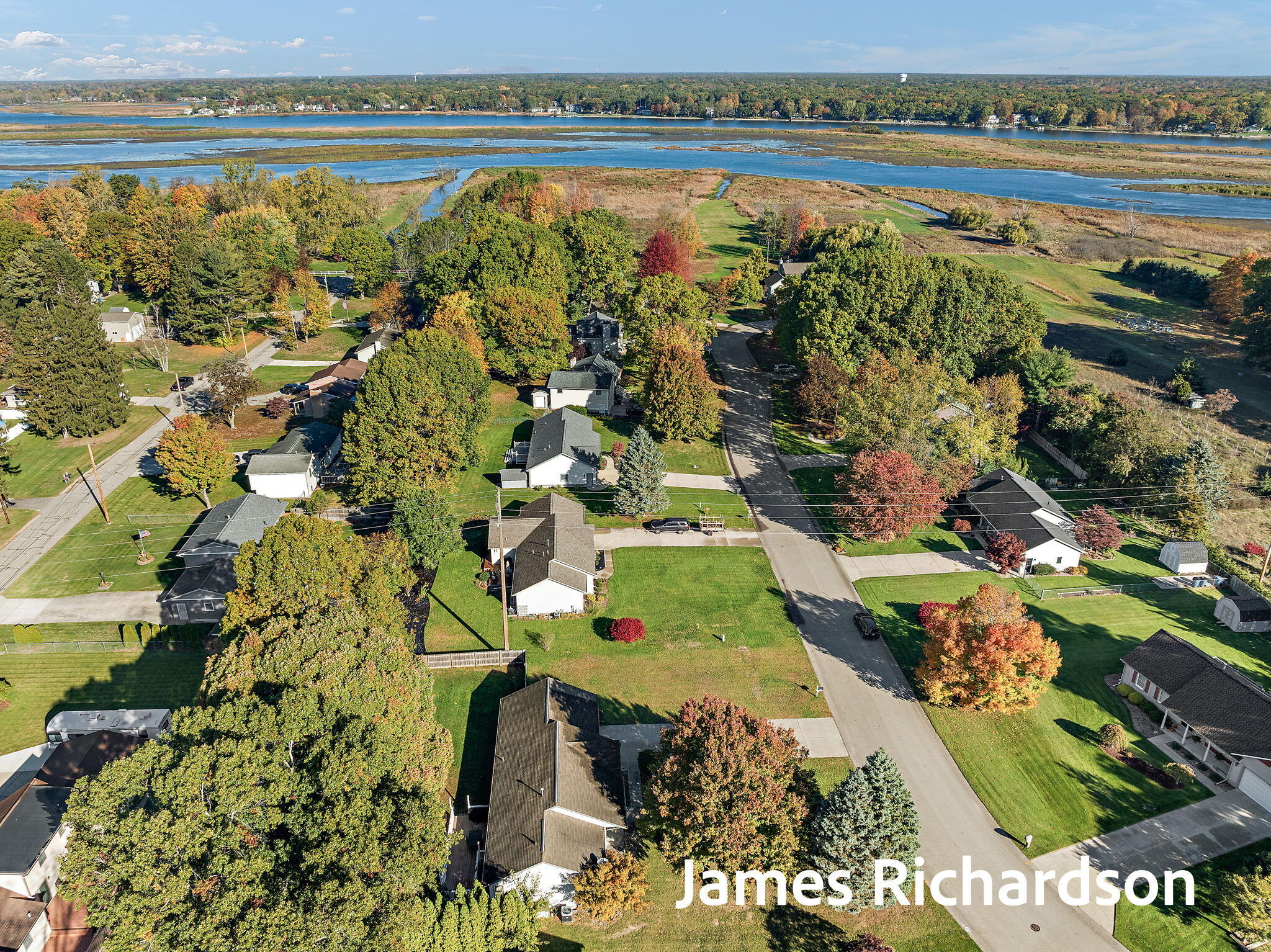 15249 Widgeon Road Grand Haven MI 49417