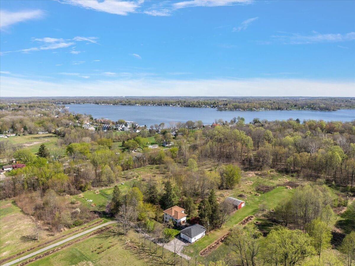 7038 Little Paw Paw Lake Road Coloma MI 49038
