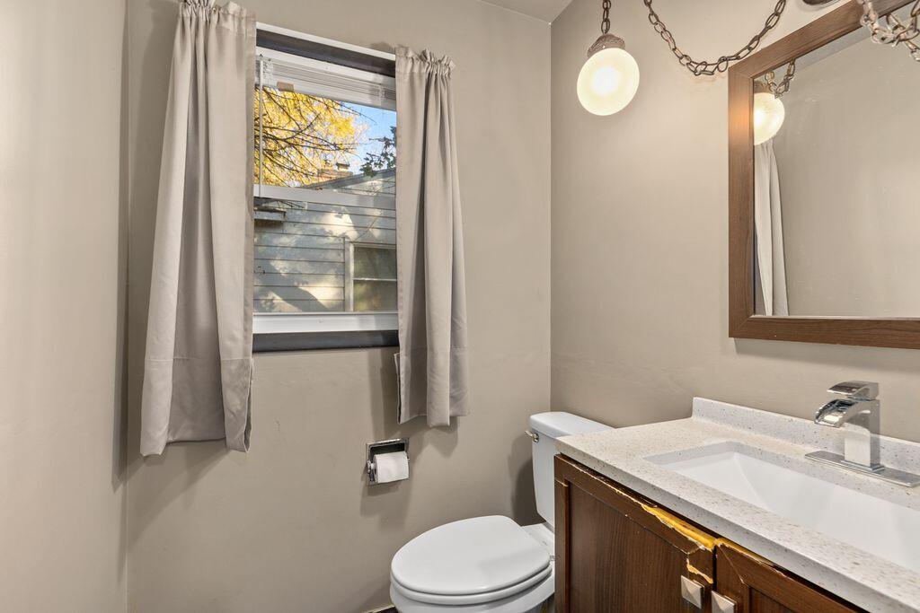 1955 Millbank Street SE Grand Rapids MI 49508