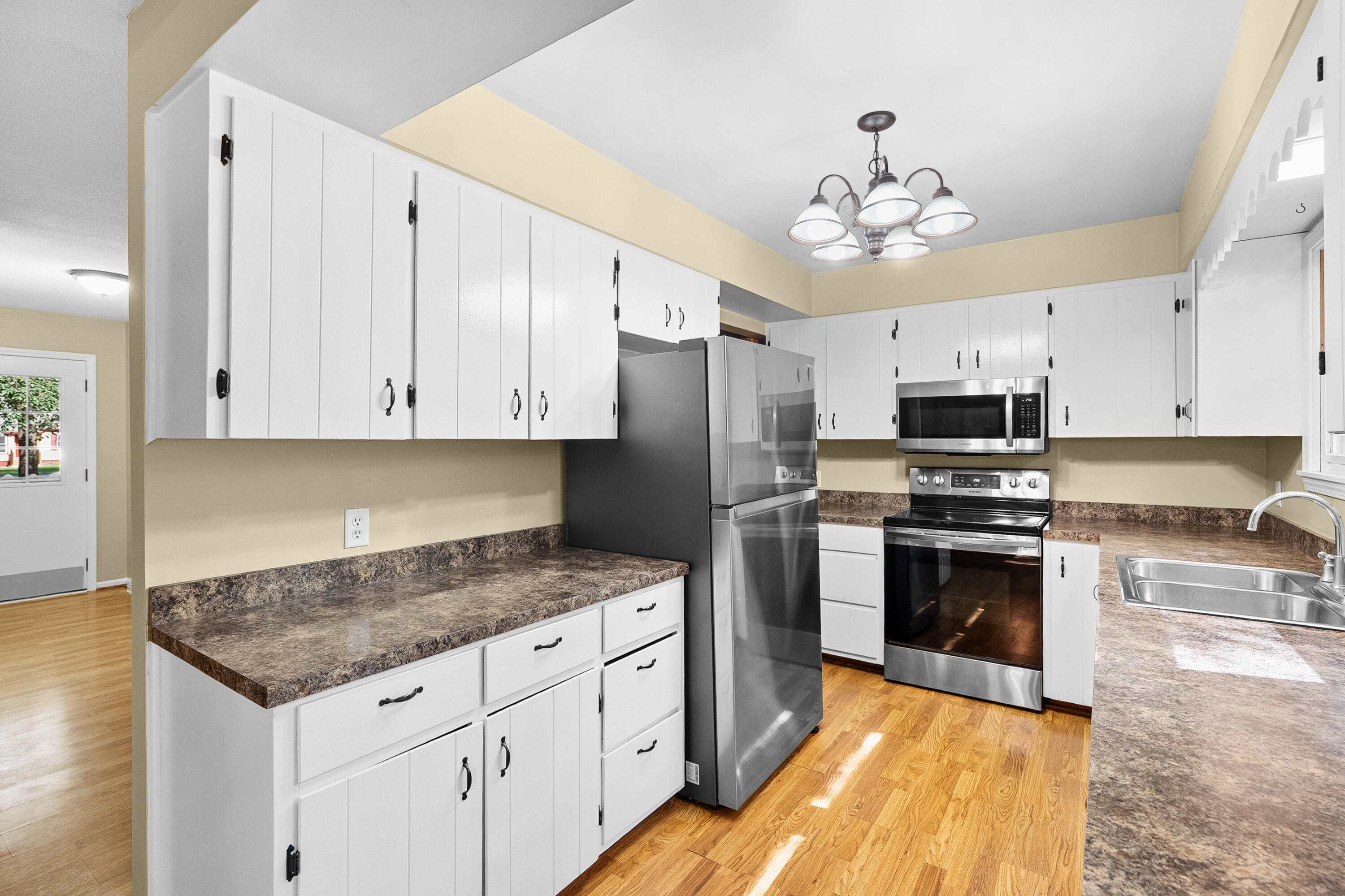 7423 Ravine Road Kalamazoo MI 49009